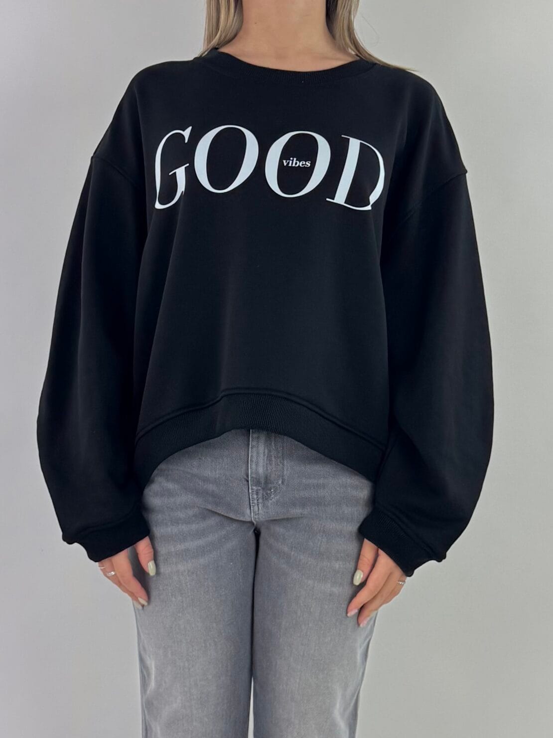 Felpa good vibes nero scritta azzurra