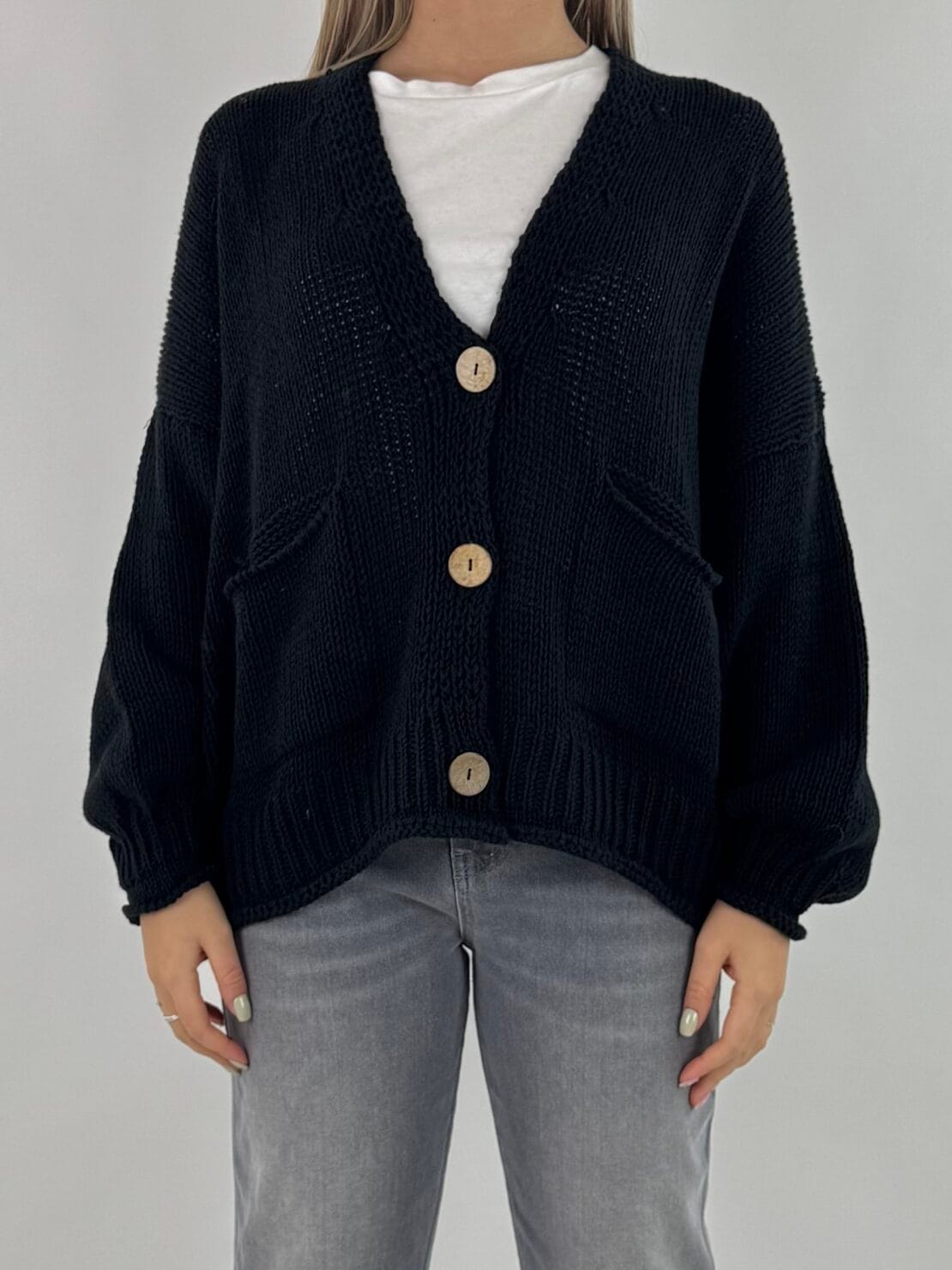 Cardigan bottoni legno nero