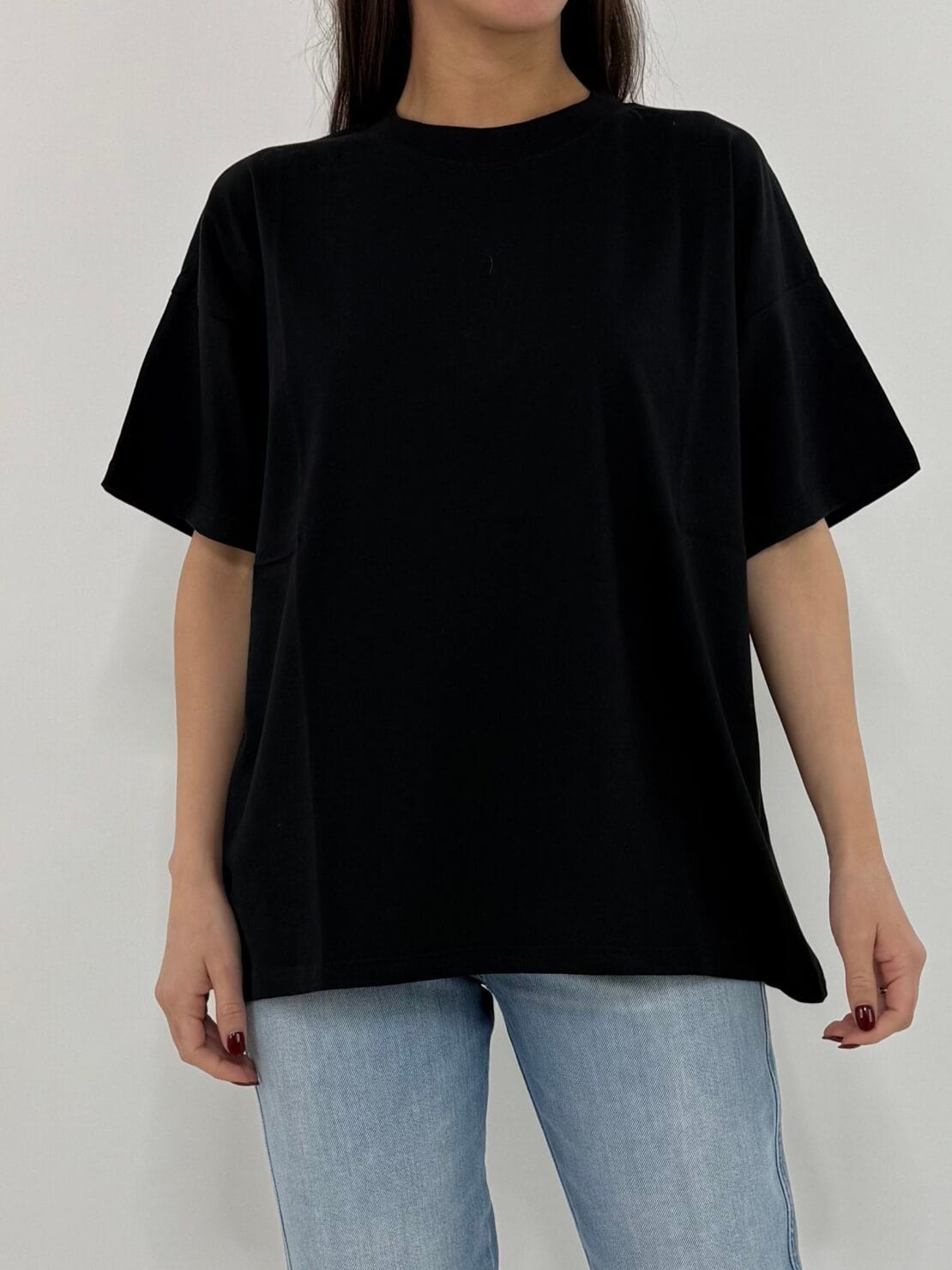 T-shirt basica over nero