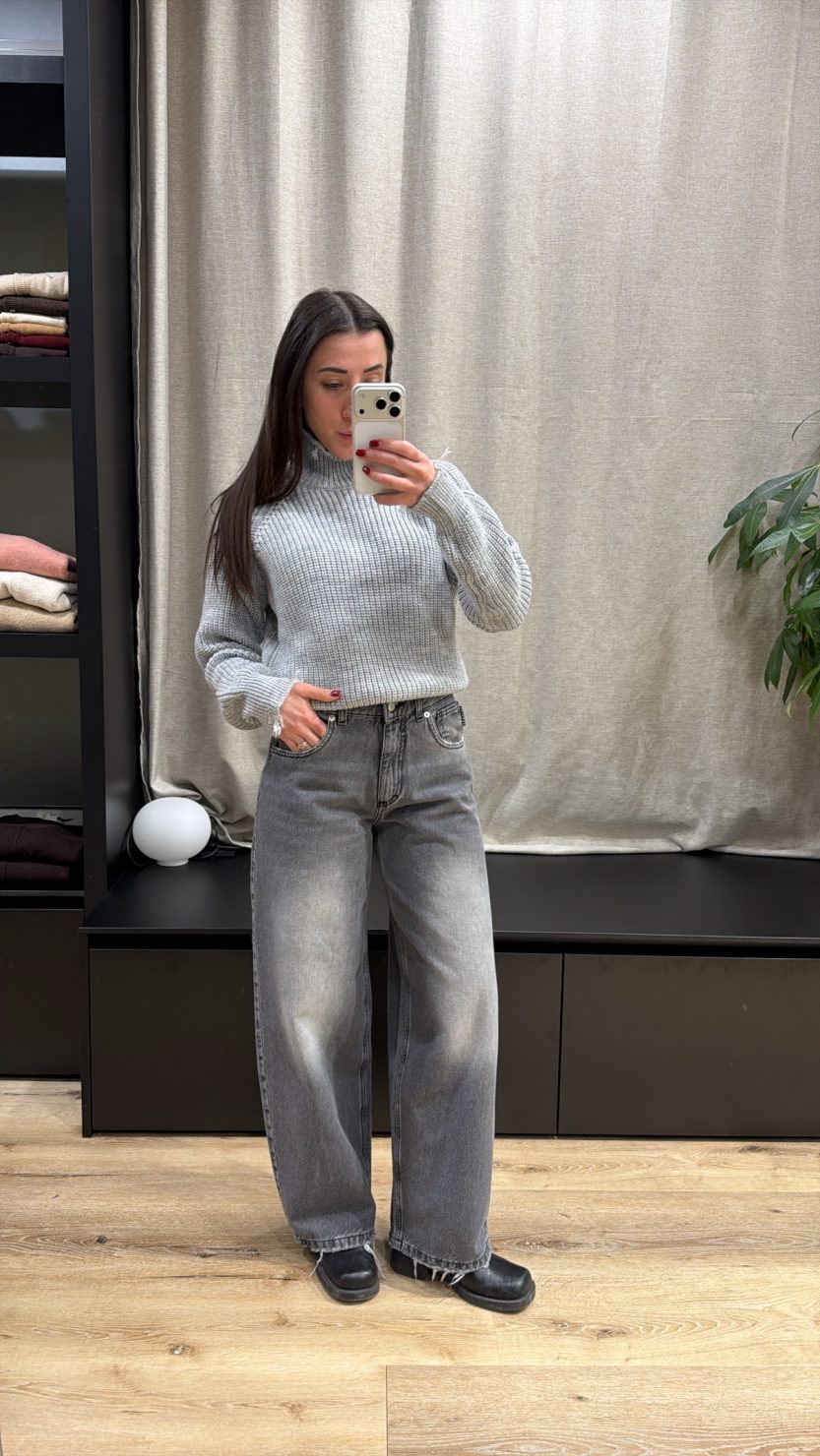 Jeans Bella grigio senza strappi PREORDINE 20/01