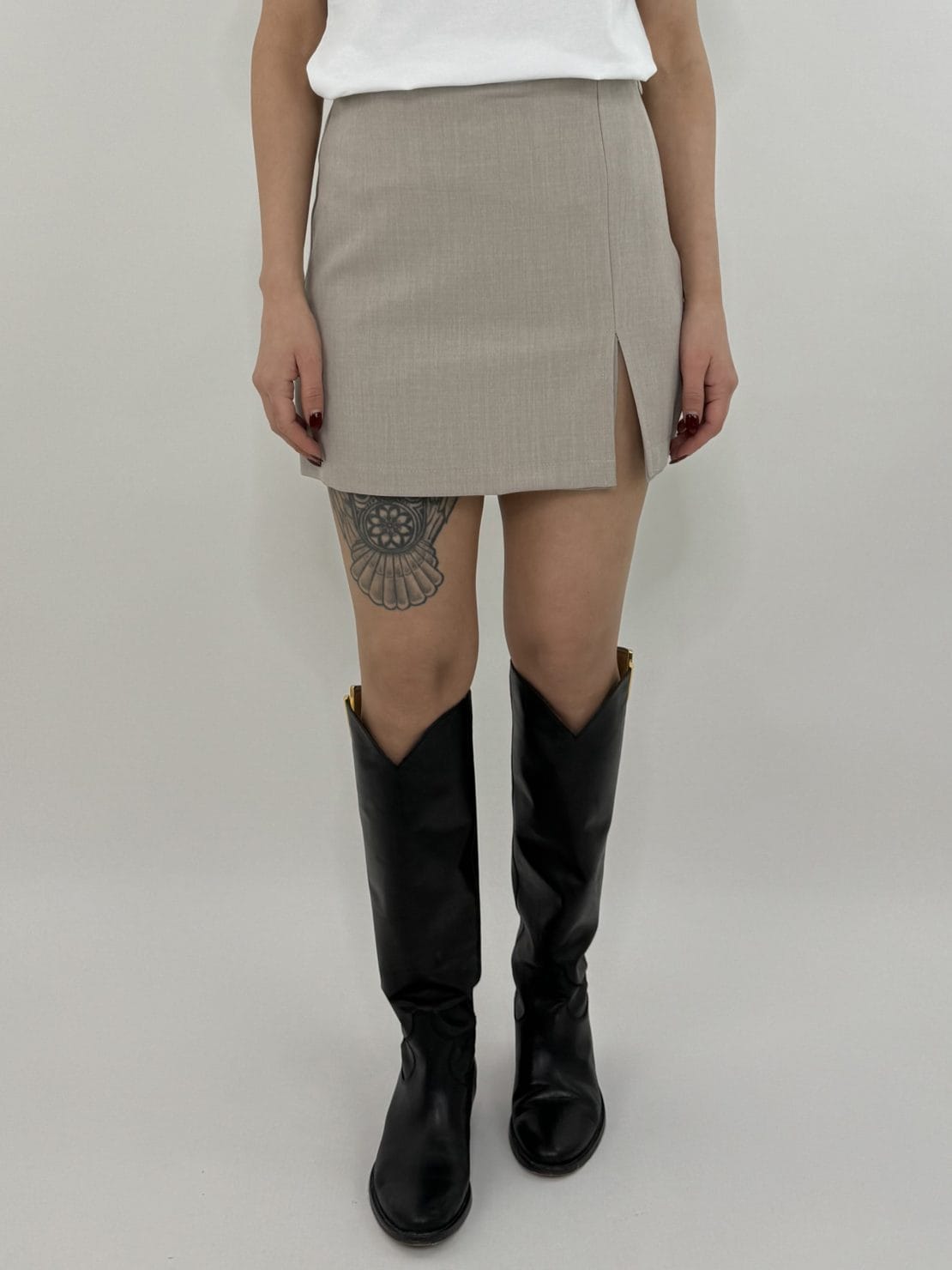 Gonna shorts beige
