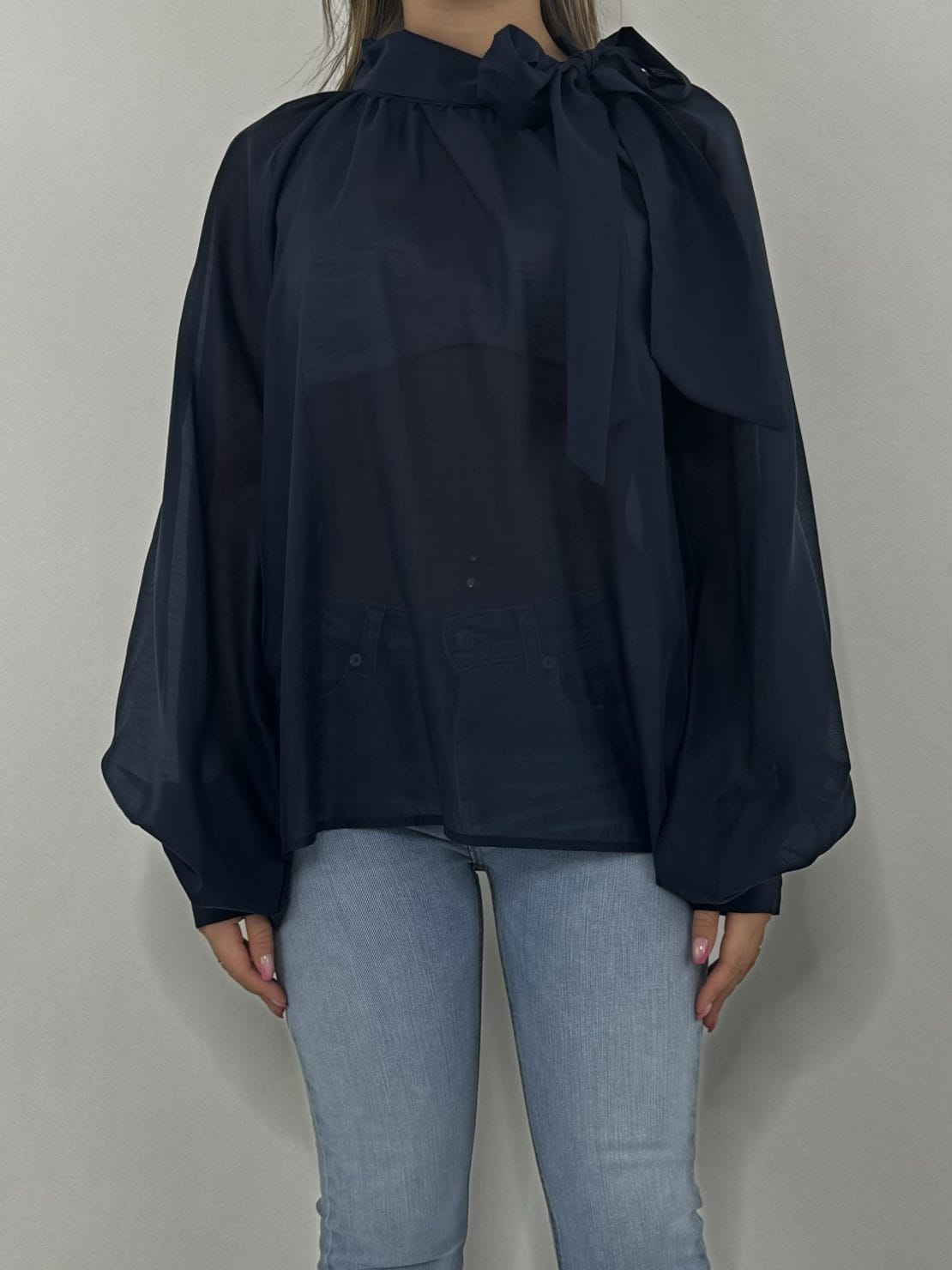 Blusa con fiocco lyocel blu