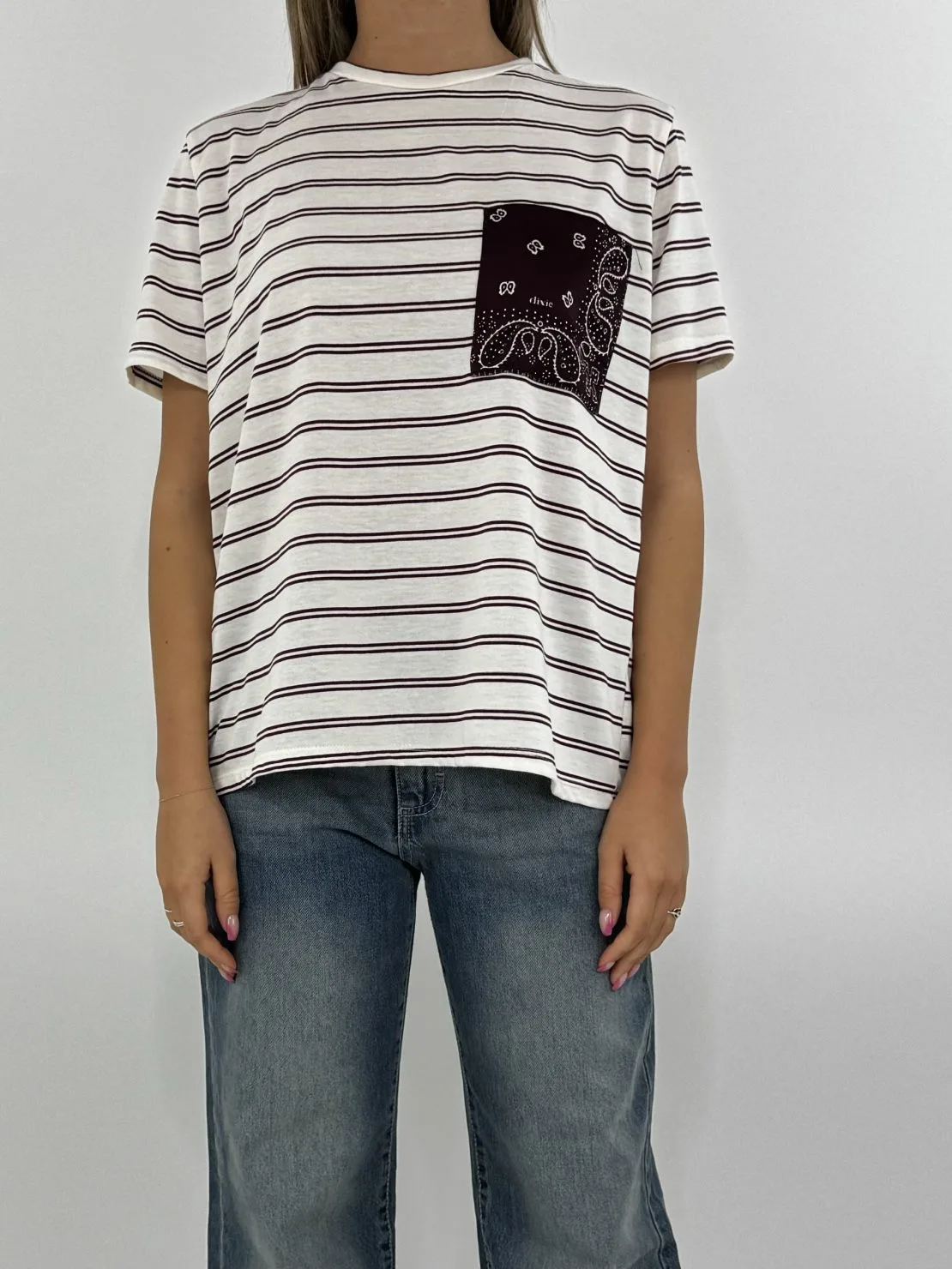 T-shirt riga bordeaux taschino bandana