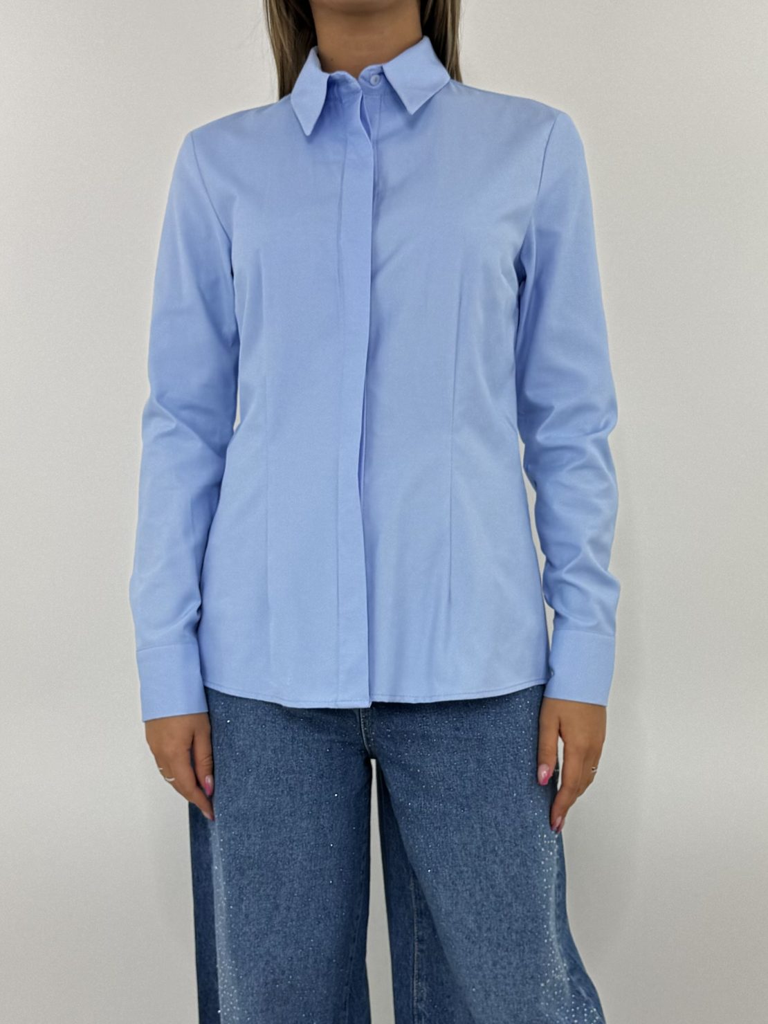 Camicia basica slim celeste