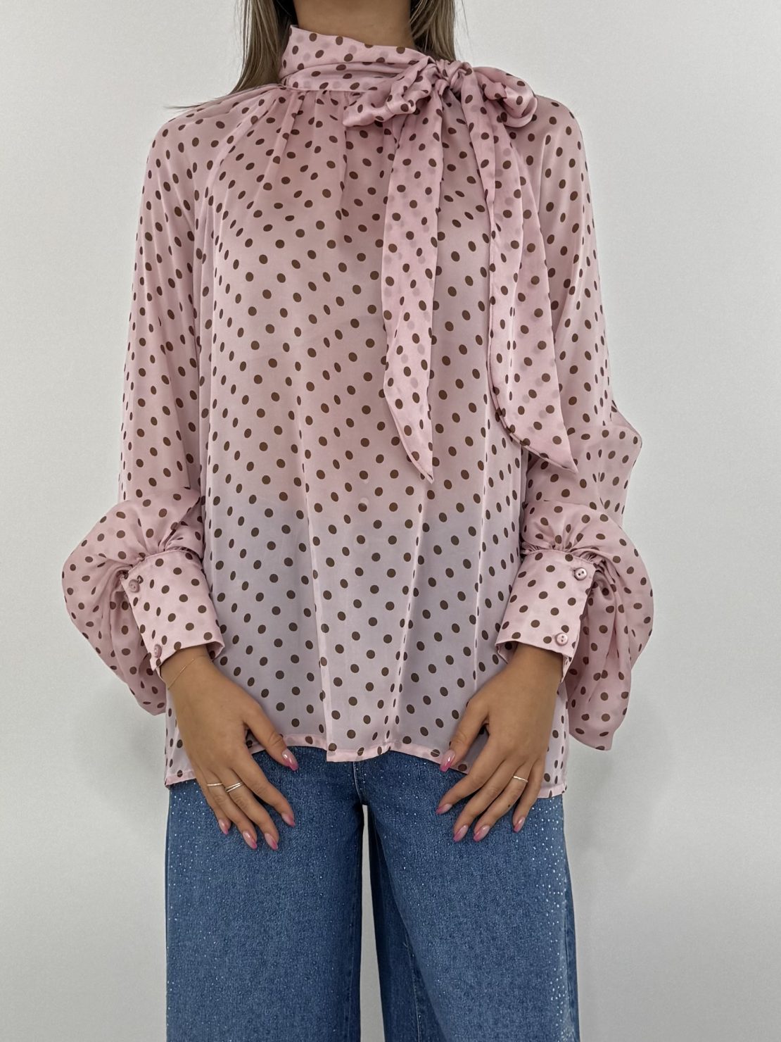 Blusa pois rosa