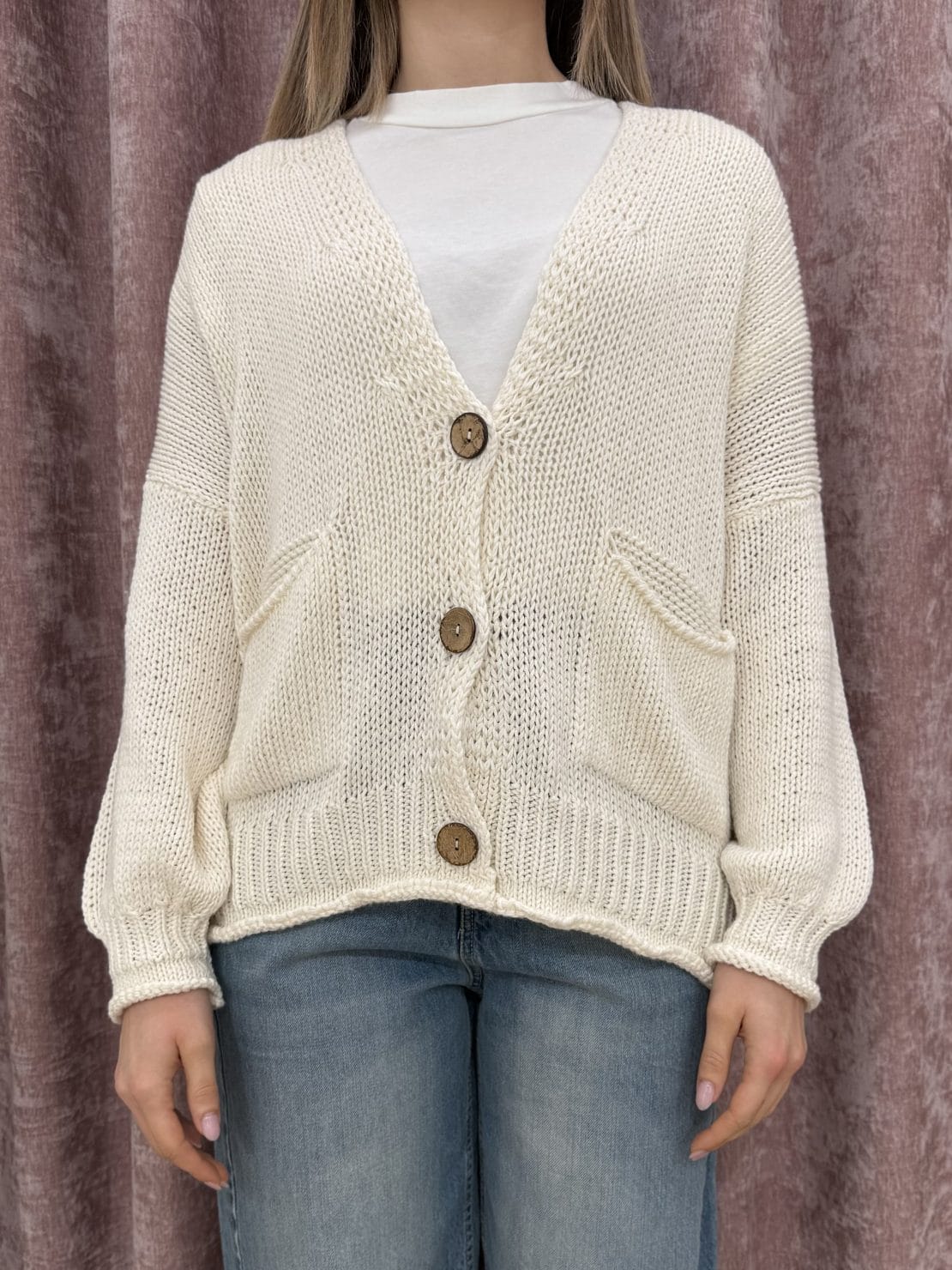 Cardigan bottoni legno burro
