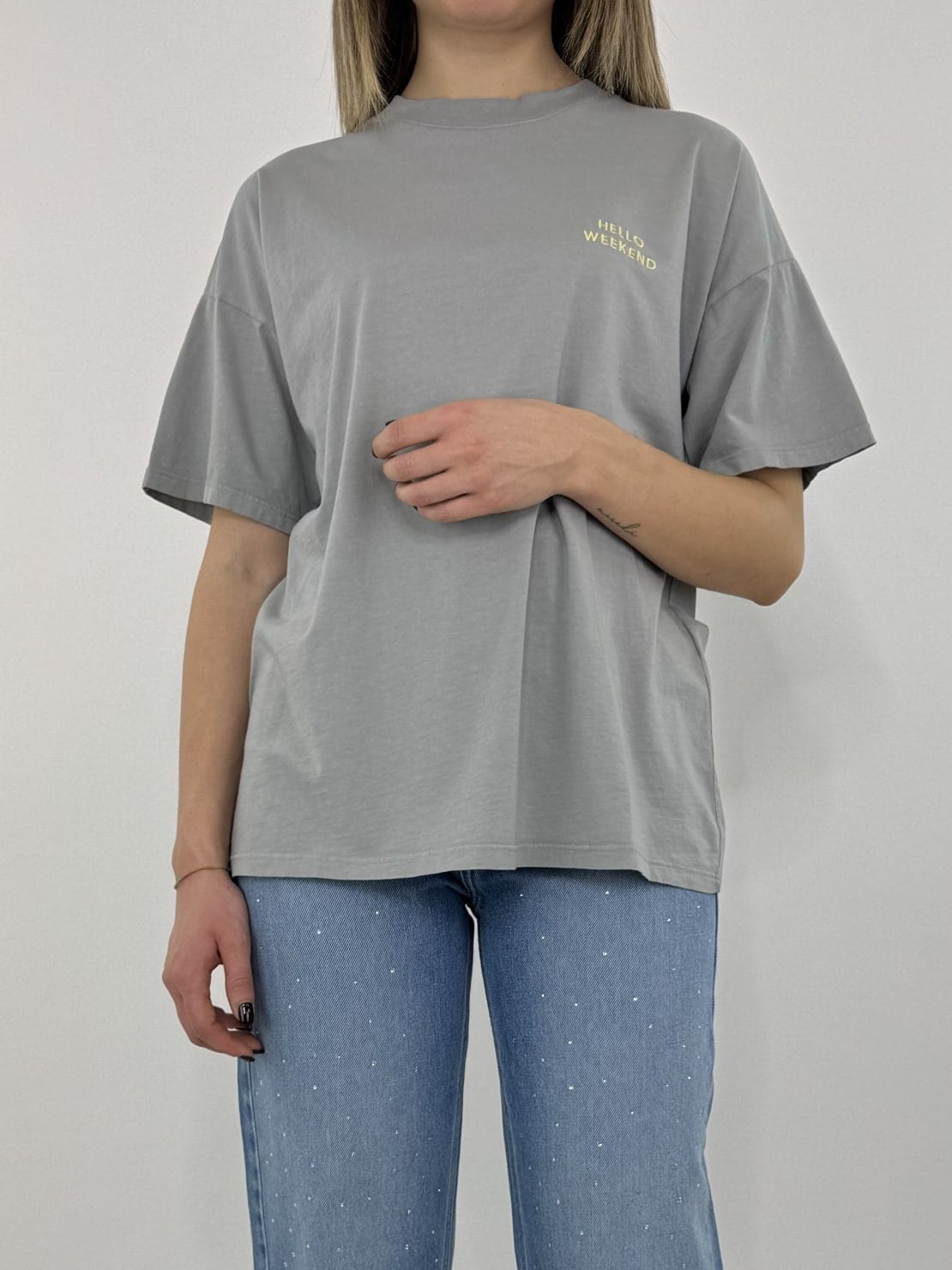 T-shirt hello weekend grigio