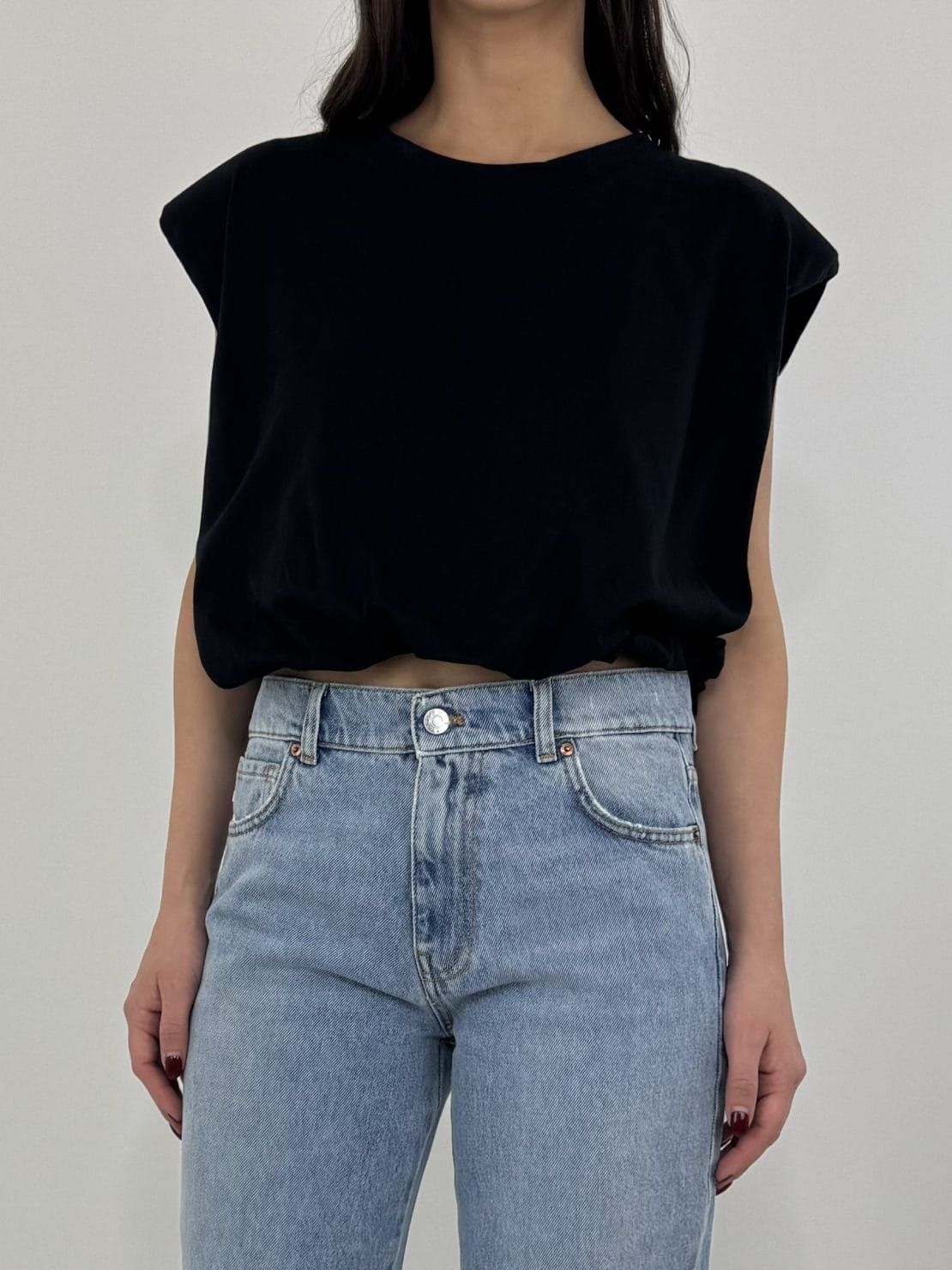 Top spalline imbottite nero