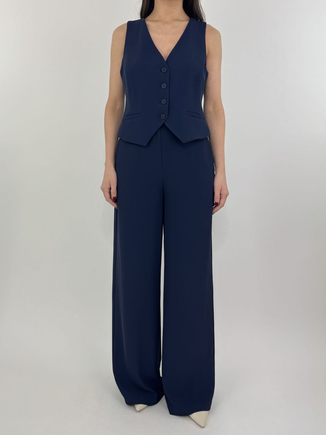 Completo in crepe gilet + pantalone blu