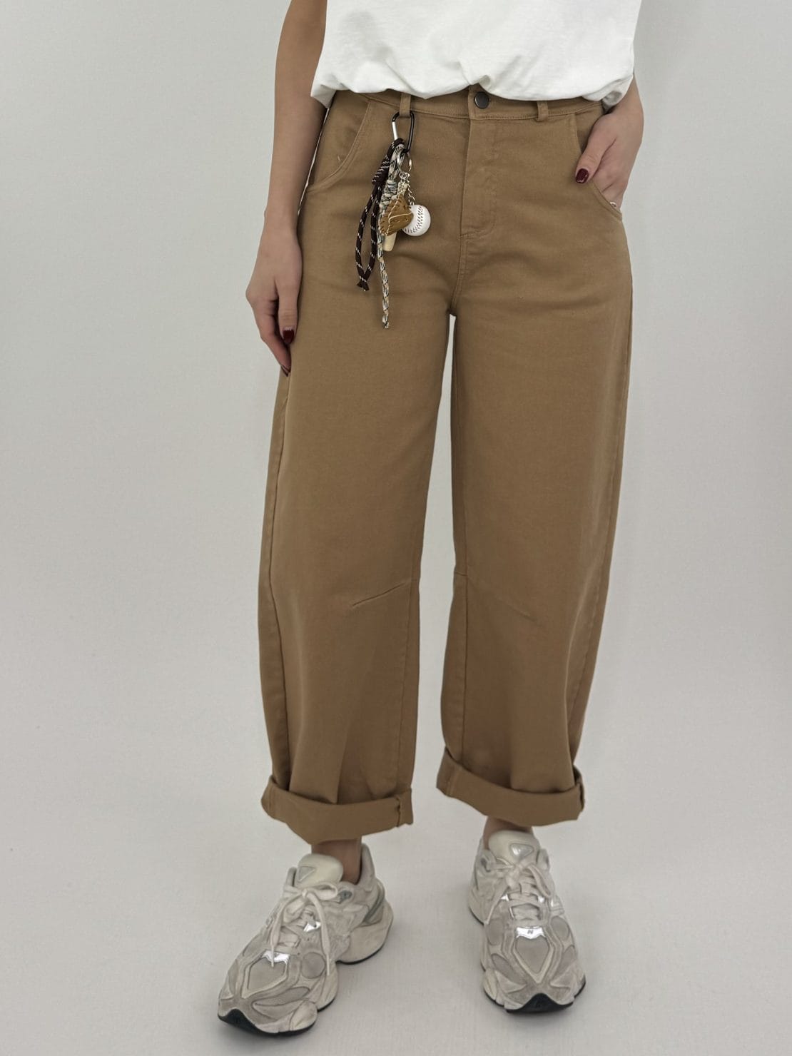 Pantalone con charms avena