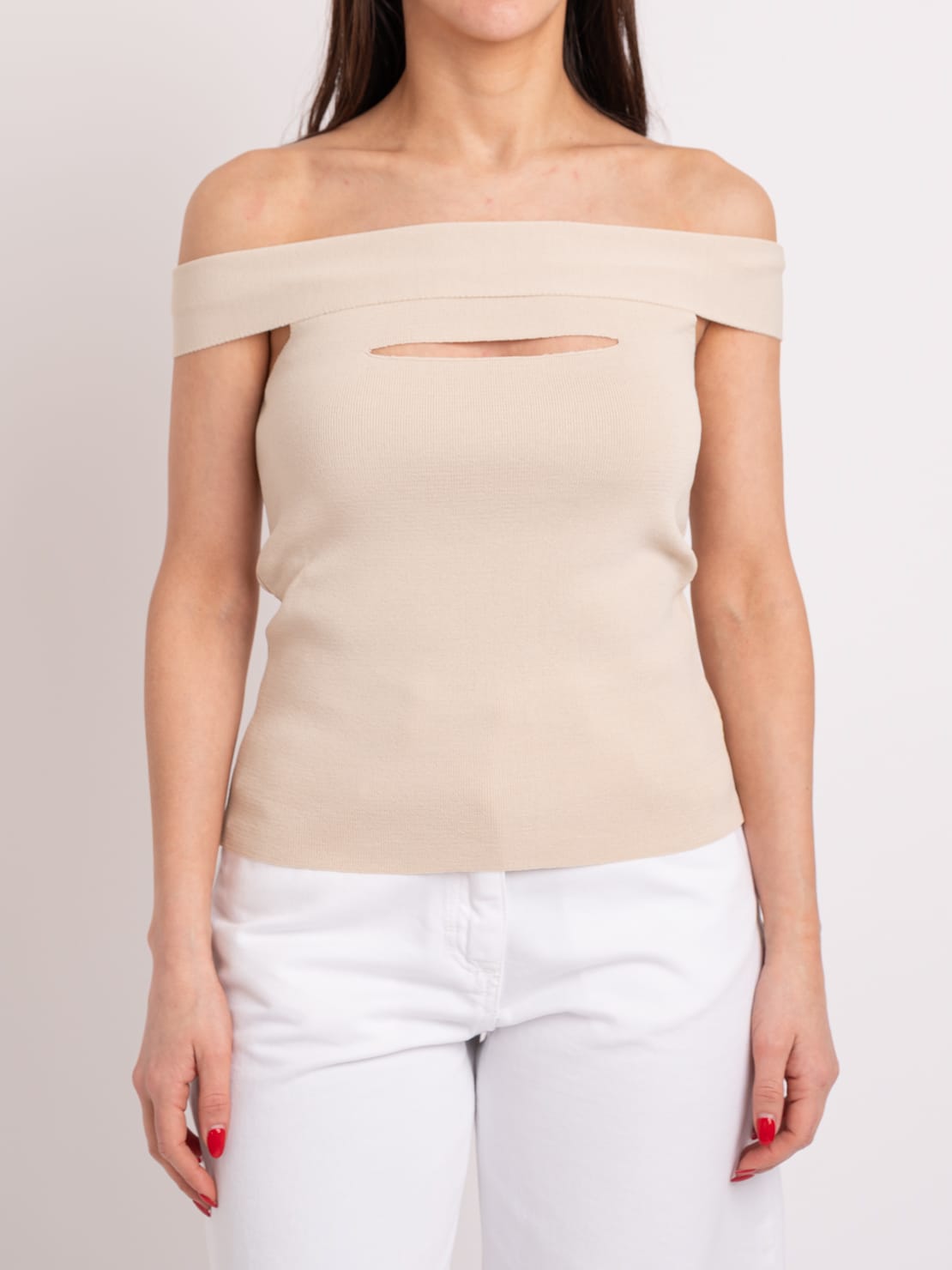 Top cut out spalla scesa beige