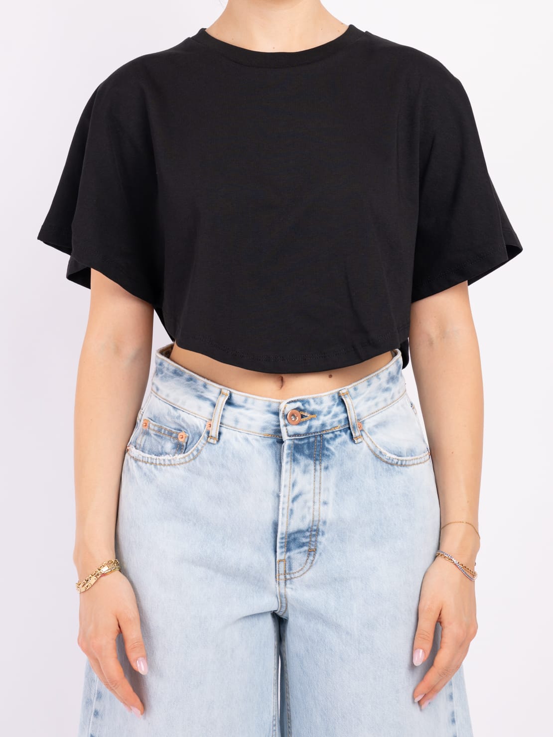 T-shirt svasata nero