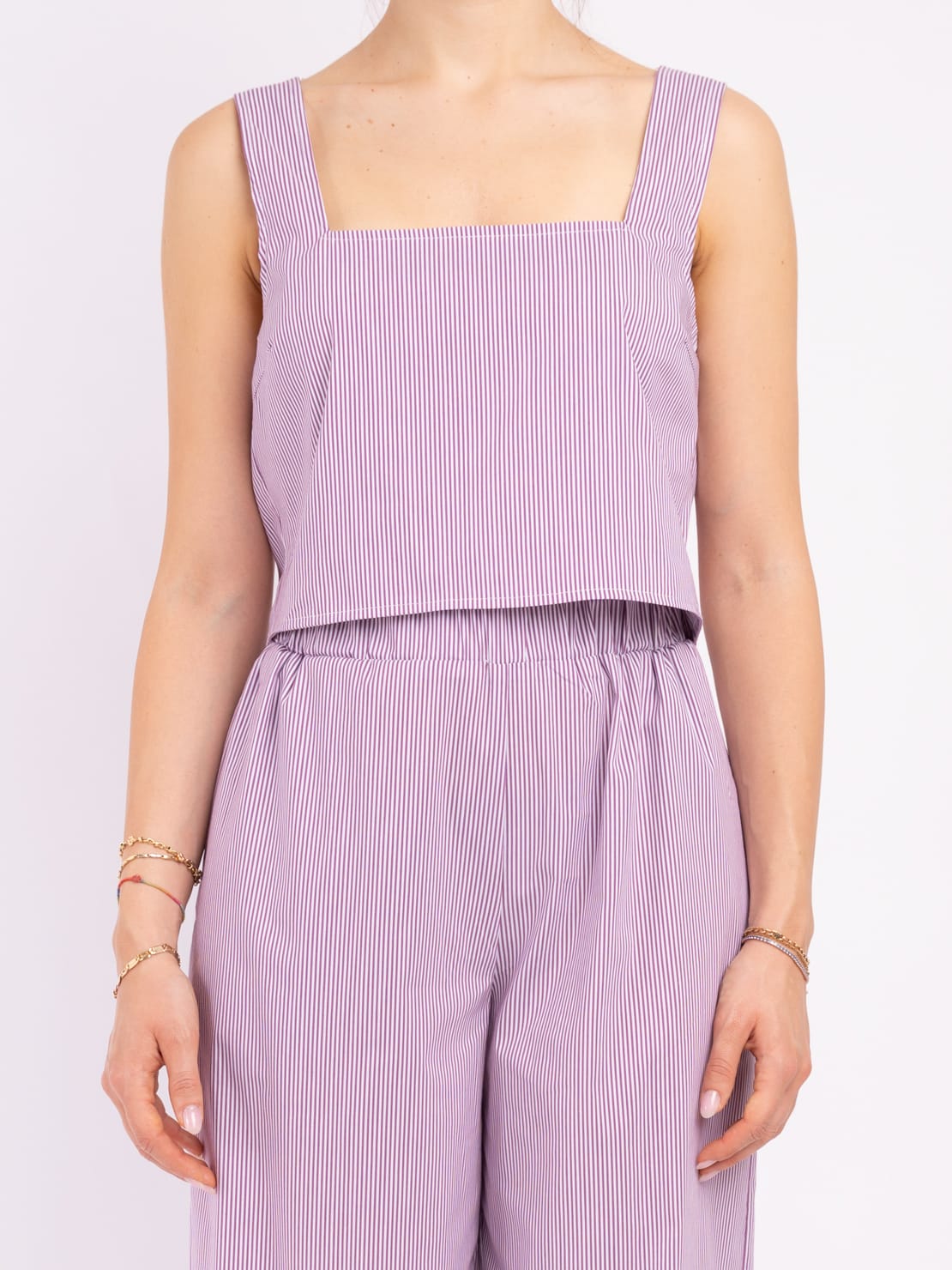 Top gessato viola