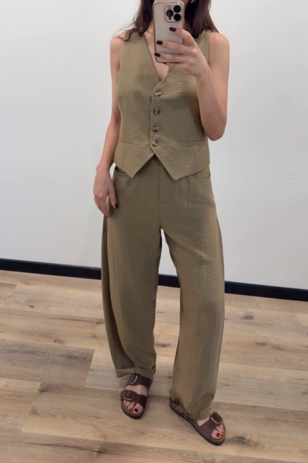Completo gilet + pantalone goffrato biscotto