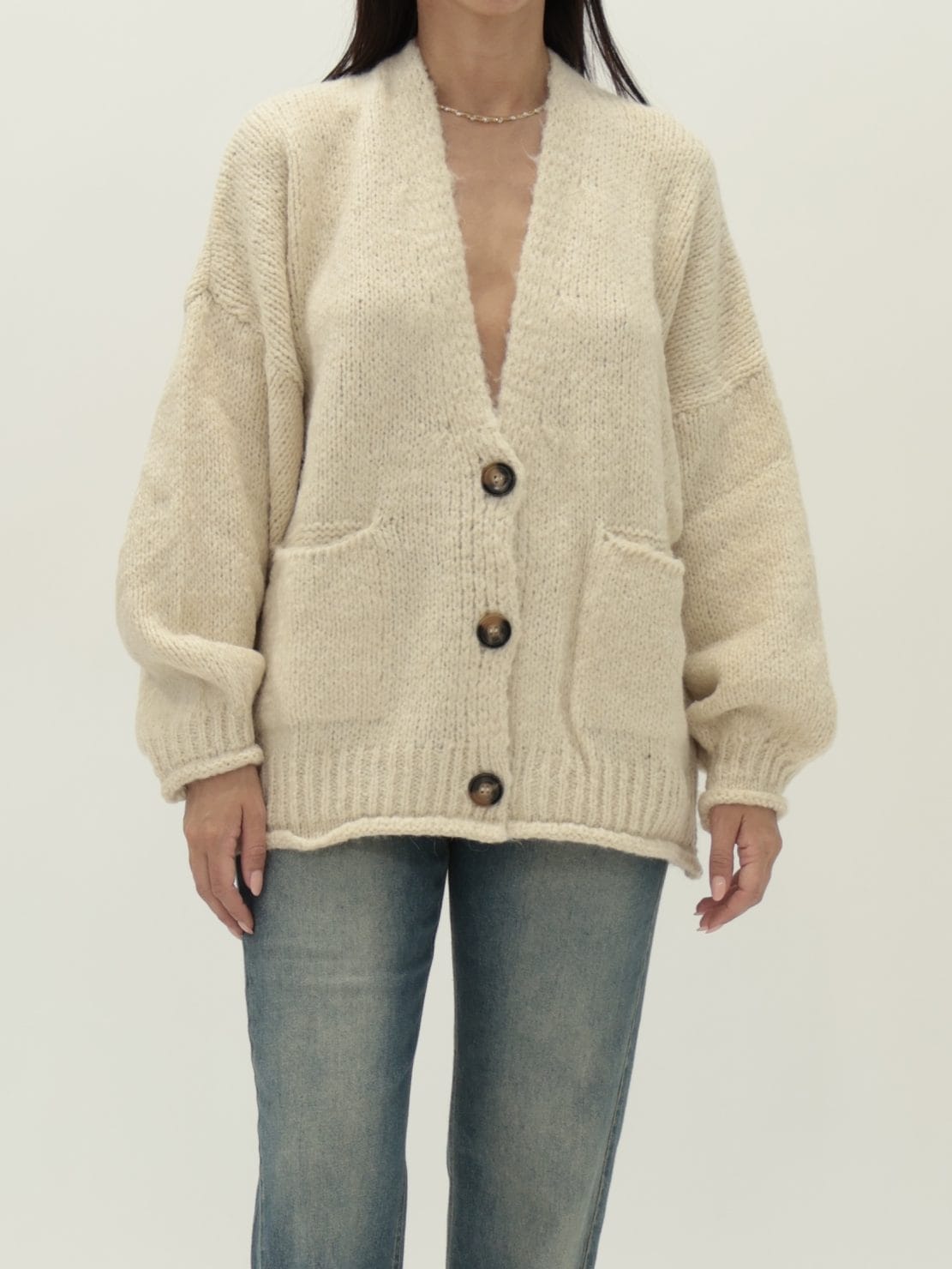 Cardigan 3 bottoni calce
