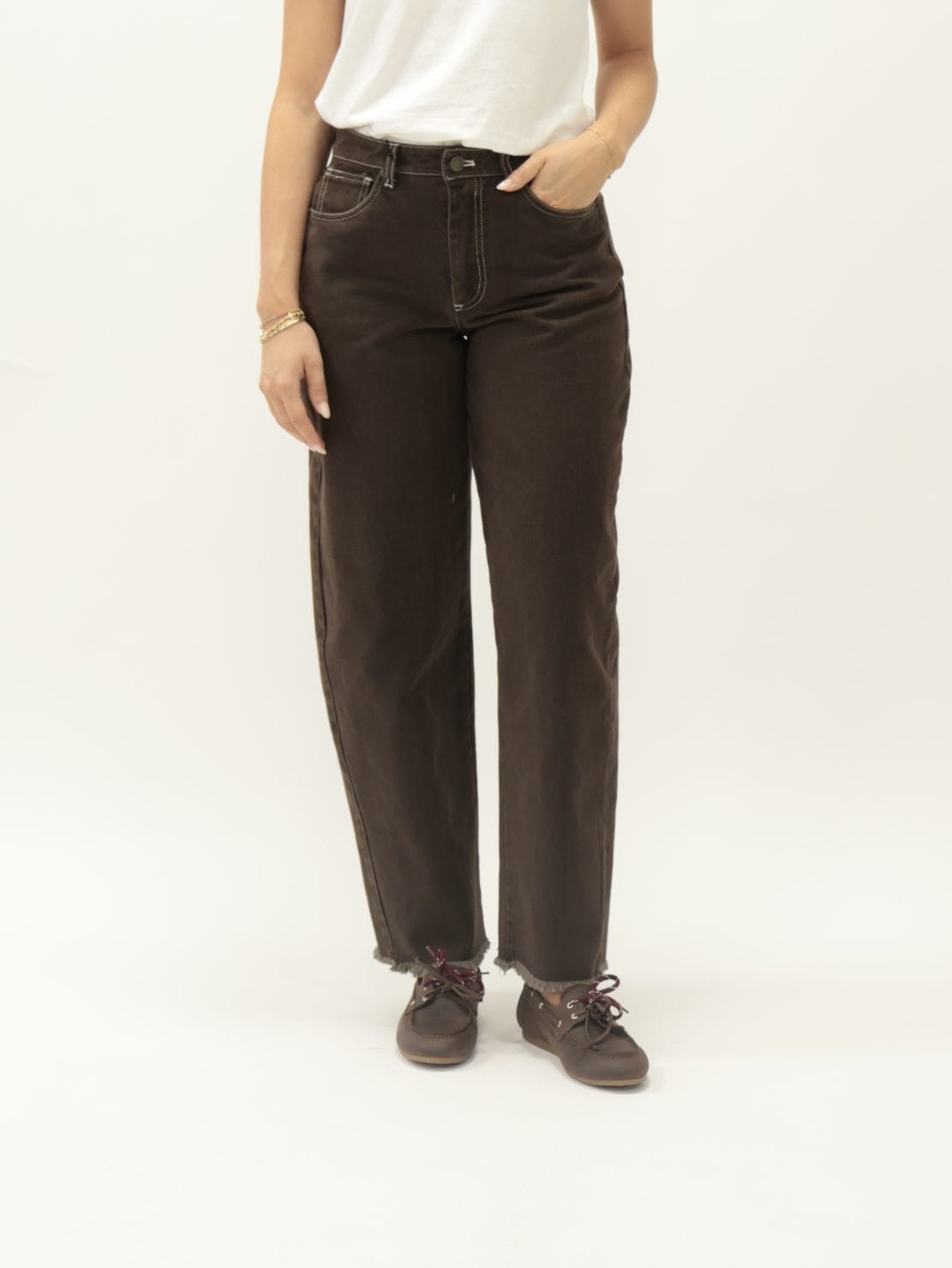 Jeans  marrone cucitura bianca