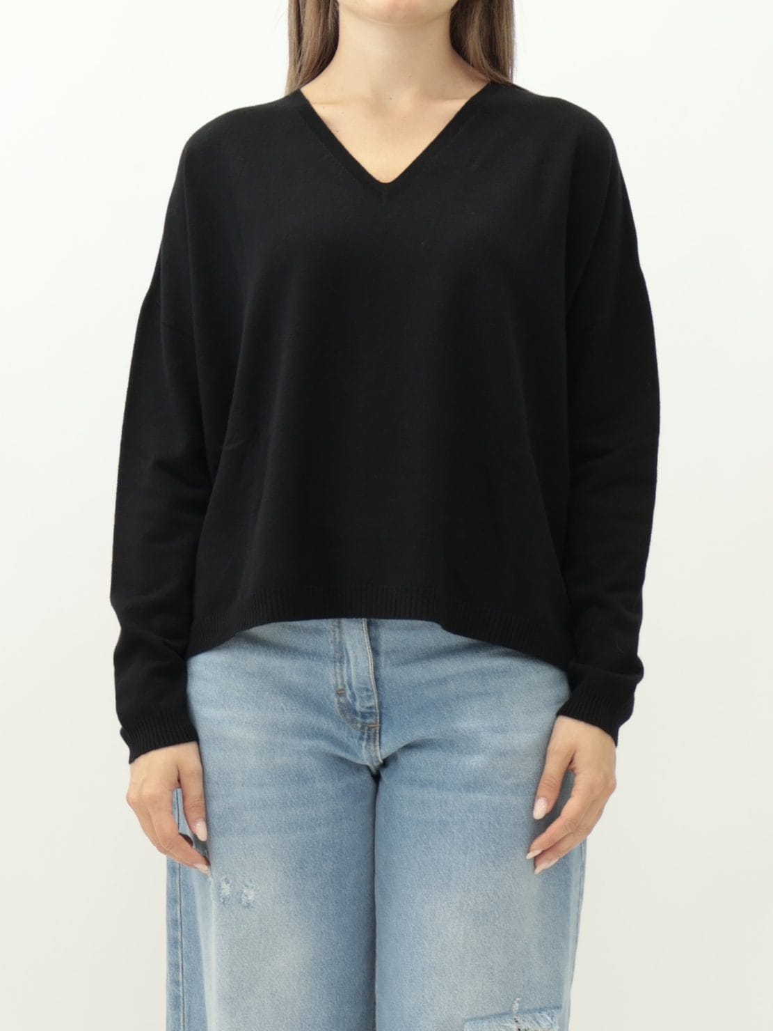 Maglia scollo V nero