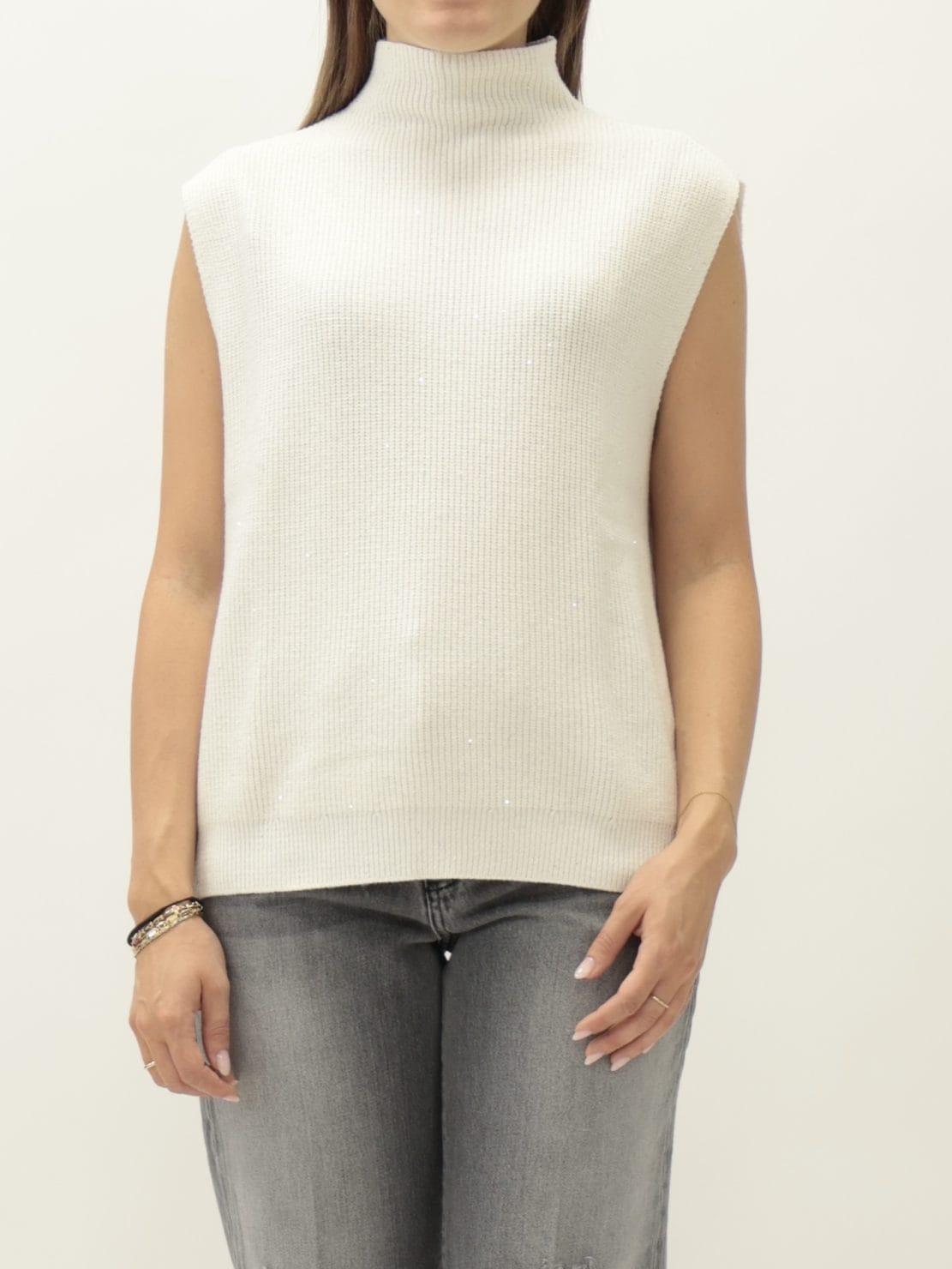 Gilet over paillettes panna