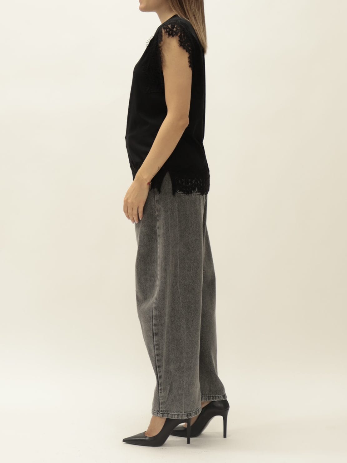 T-shirt pizzo nero
