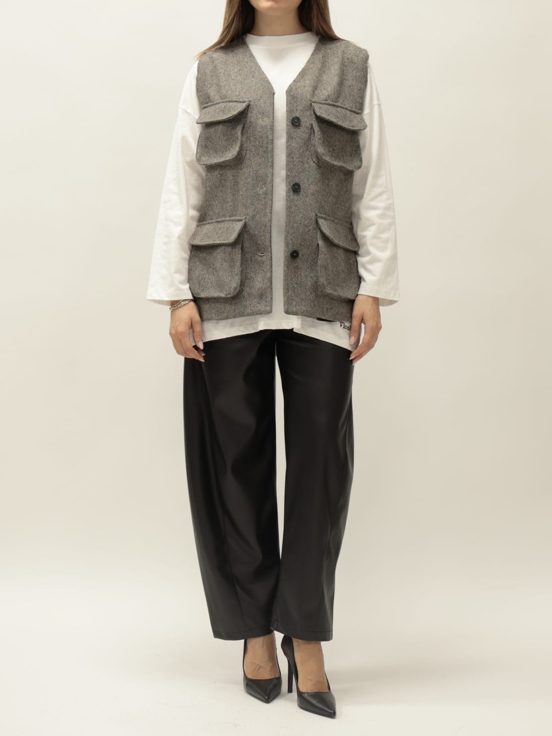 Gilet tasche lana grigio