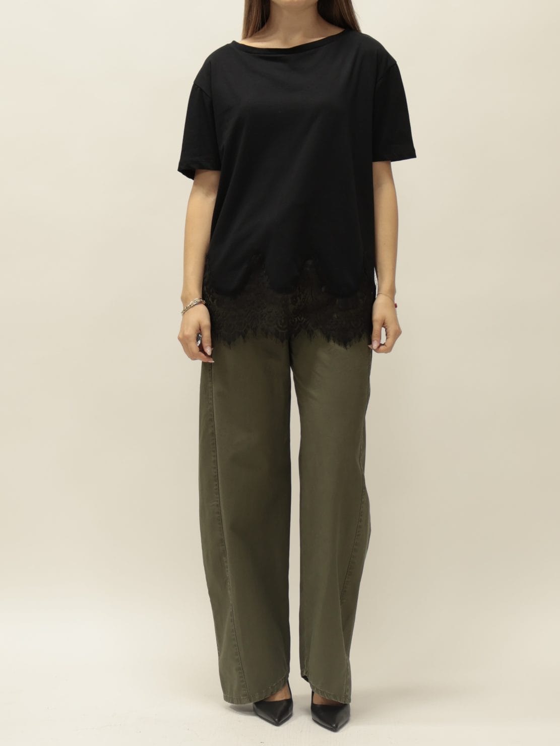T-shirt barca pizzo nero