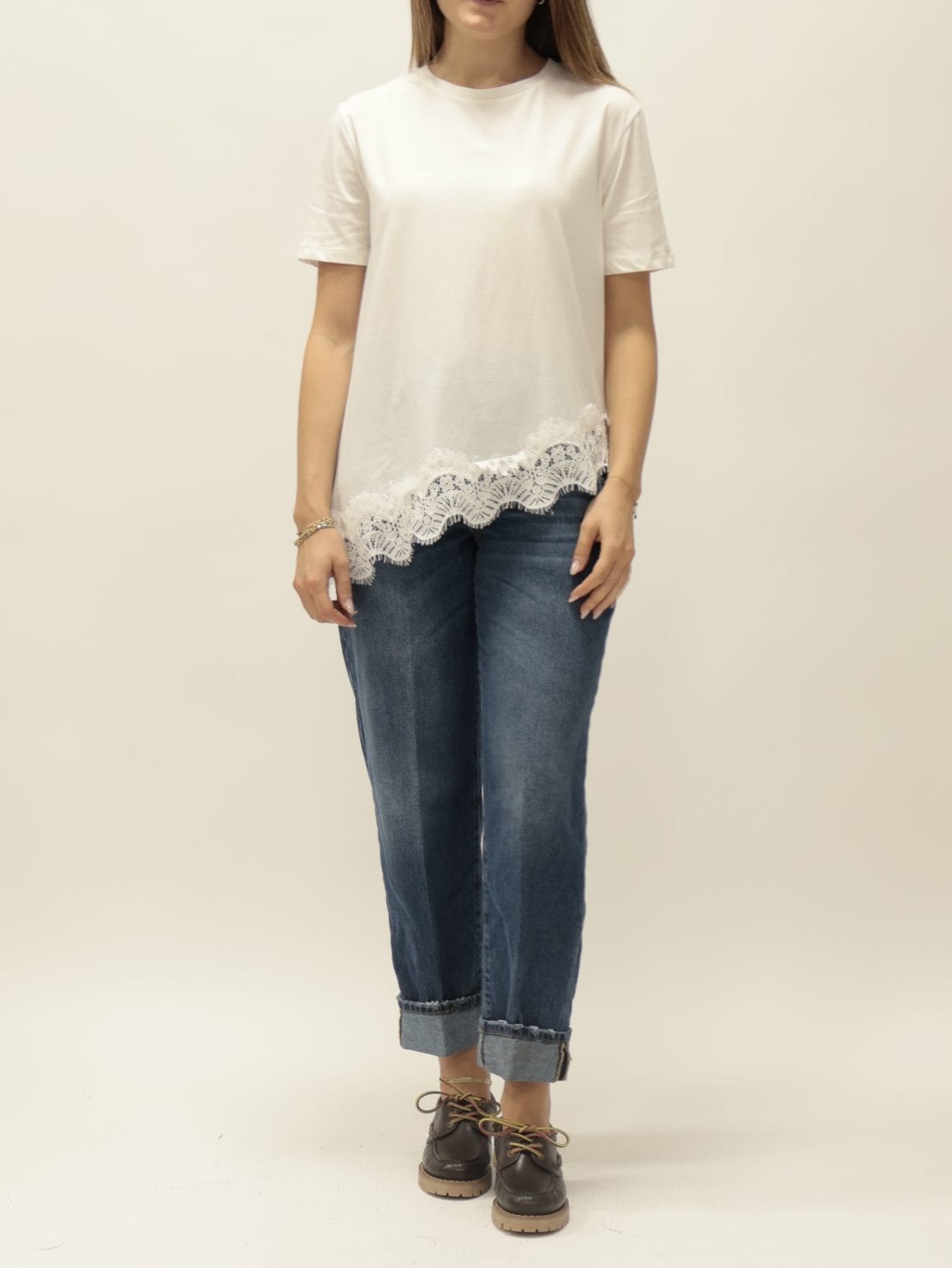 T-shirt assimetrica pizzo bianco