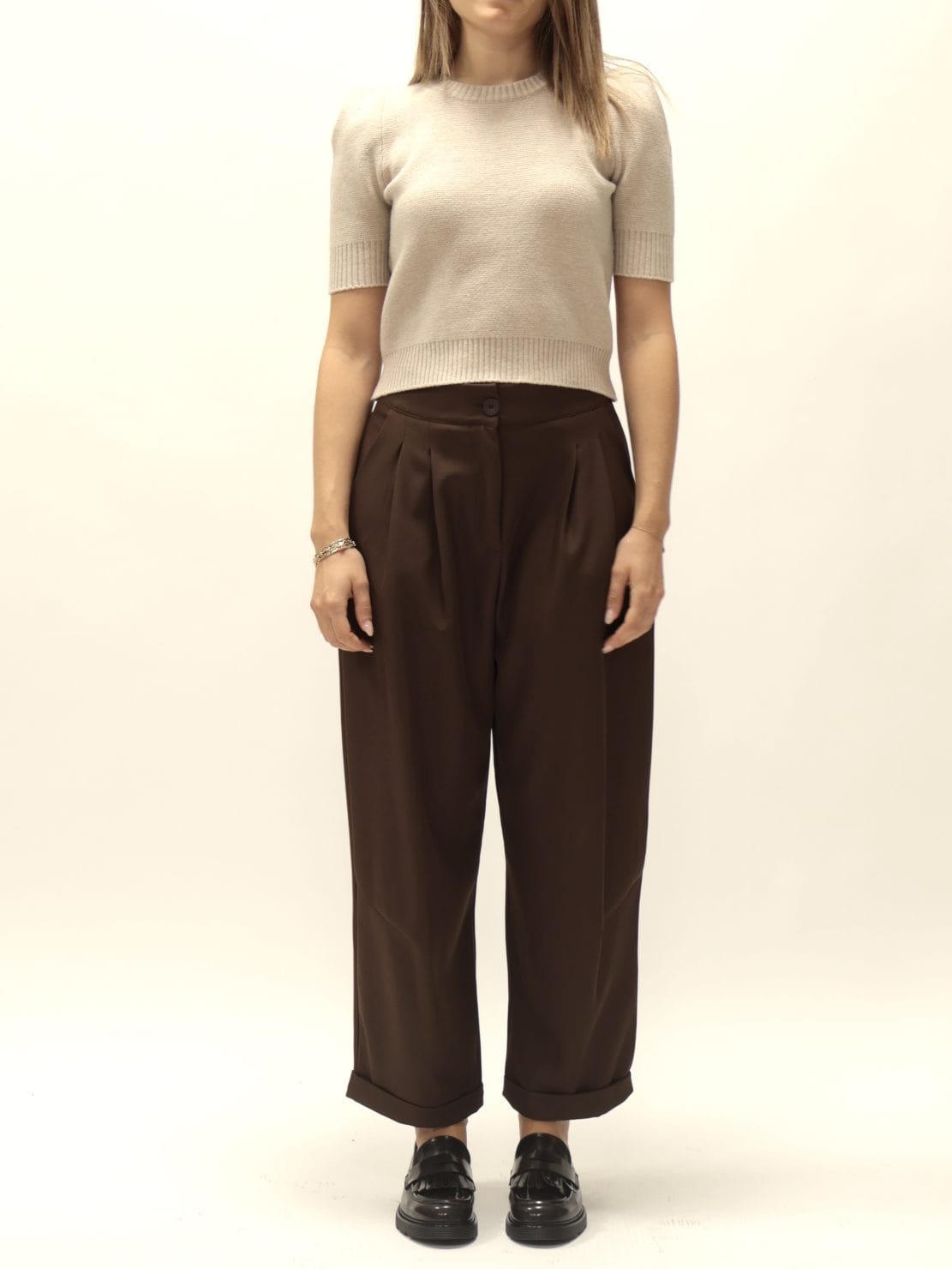 Maglia spalla alta beige