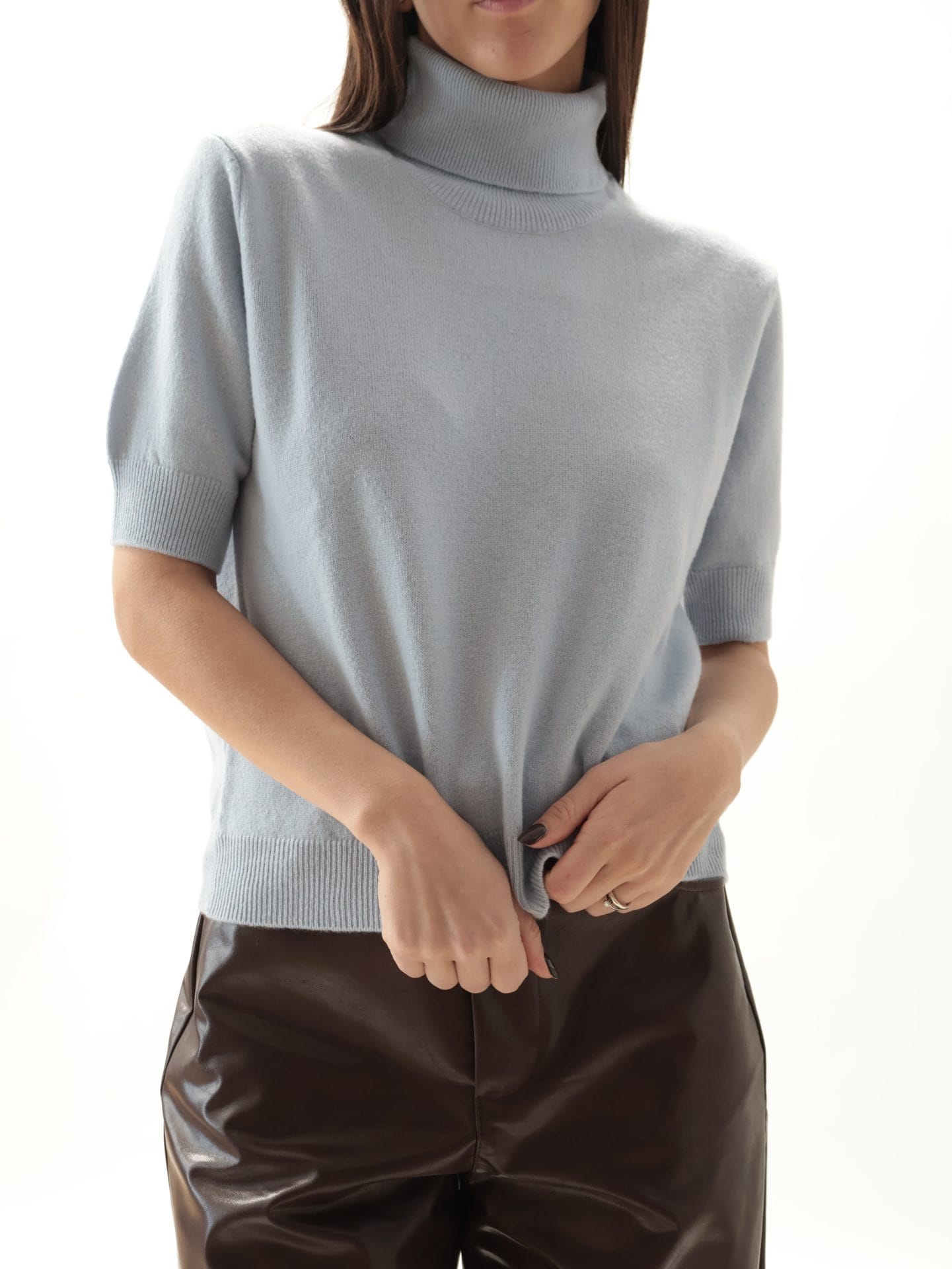 Dolcevita mezza manica 100% lana vergine celeste