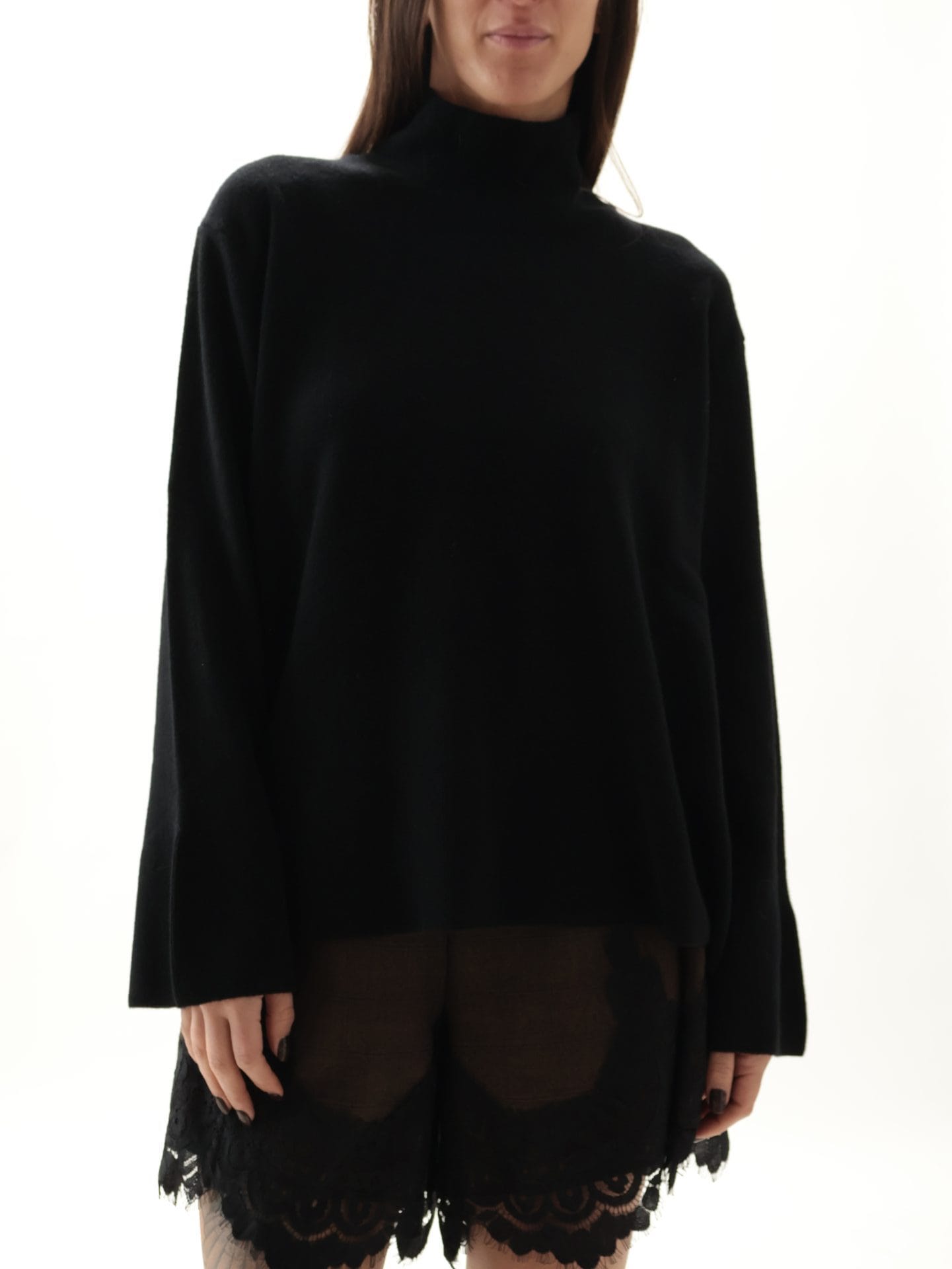 Maglione collo cratere 100% lana vergine nero