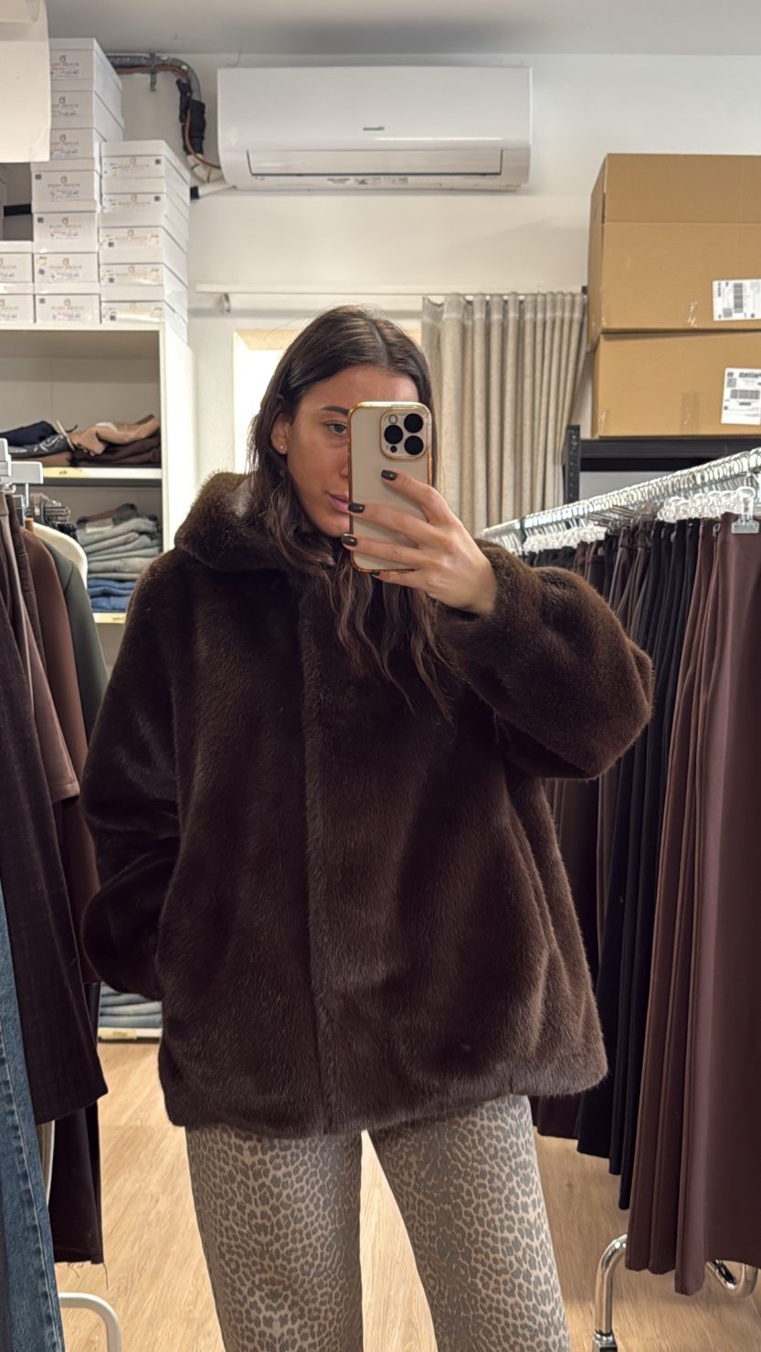 Pelliccia cappuccio moro