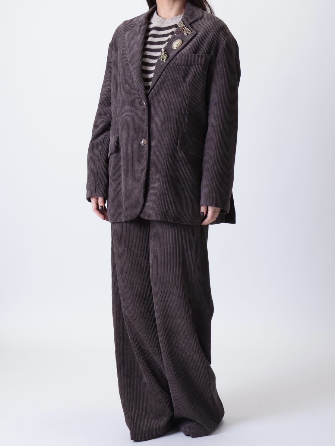 Giacca over velluto spille moro