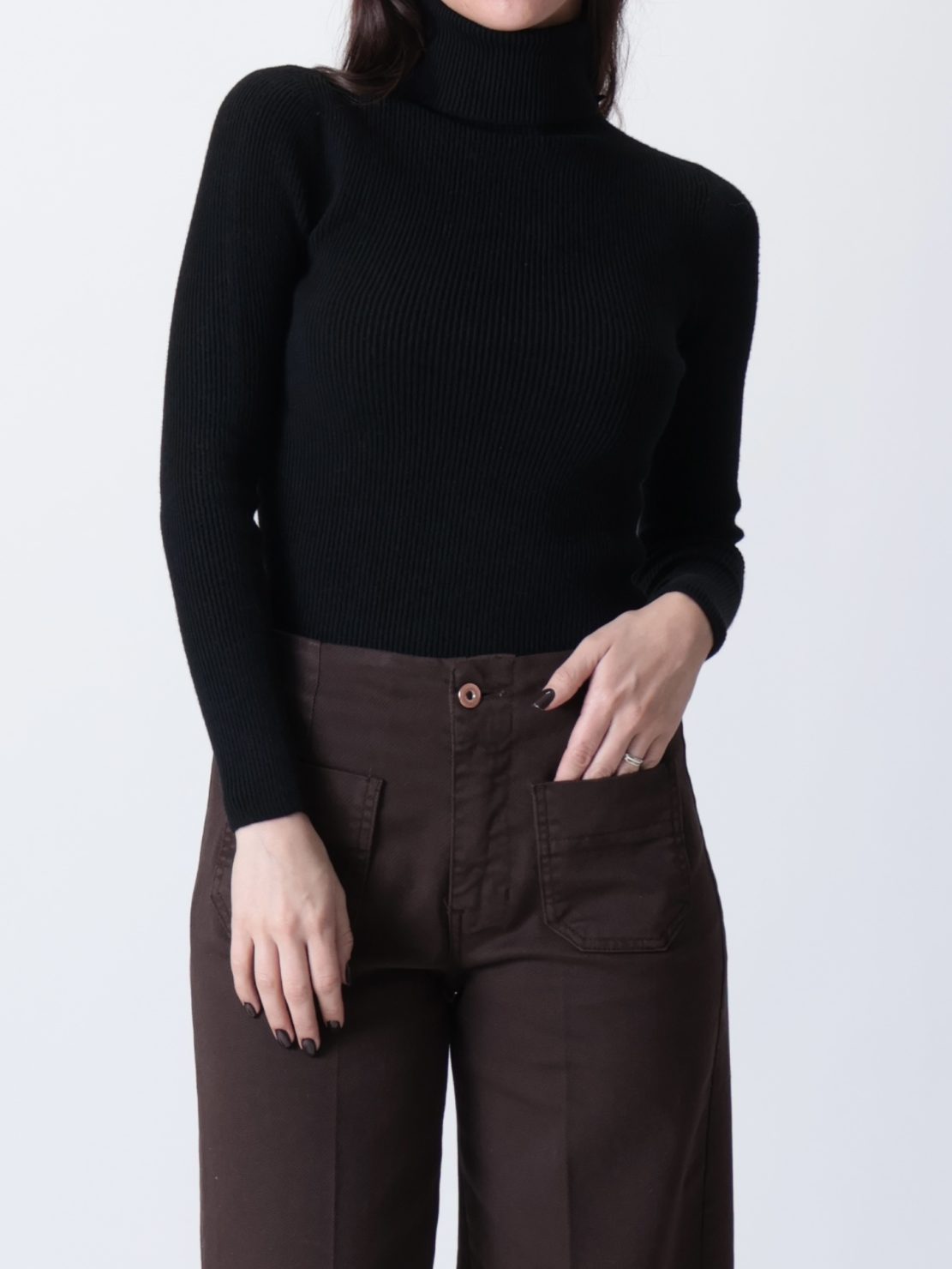 Dolcevita slim costine nero