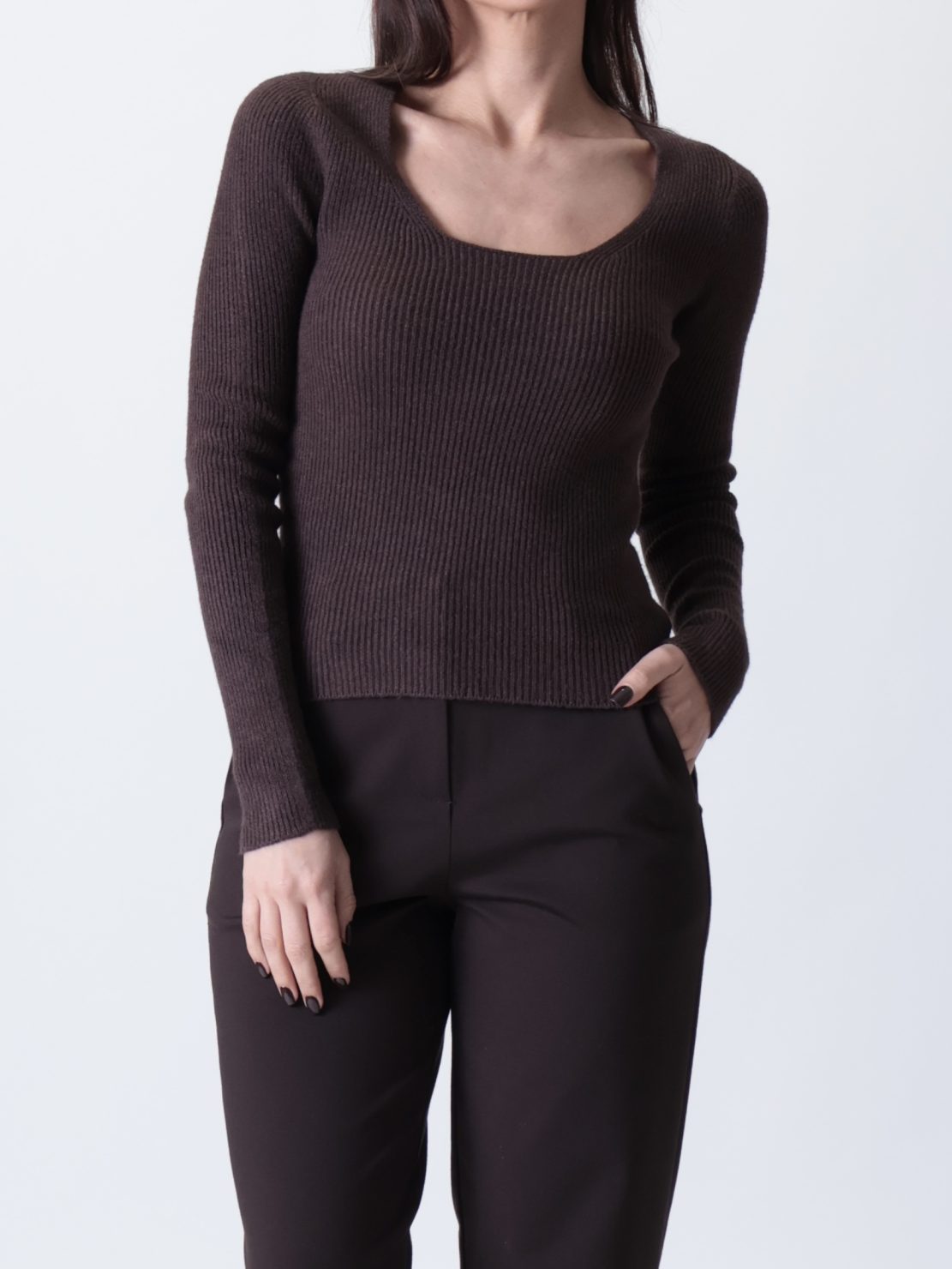 Maglia scollo madonna costine cioccolato