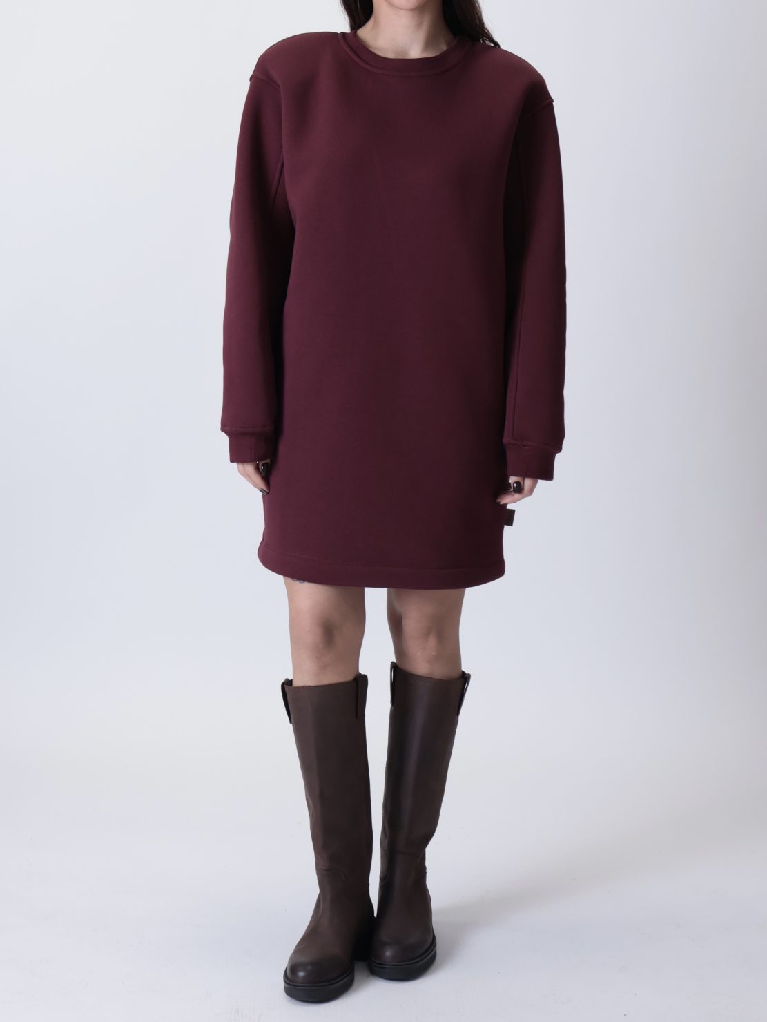 Abito felpa spalle imbottite bordeaux