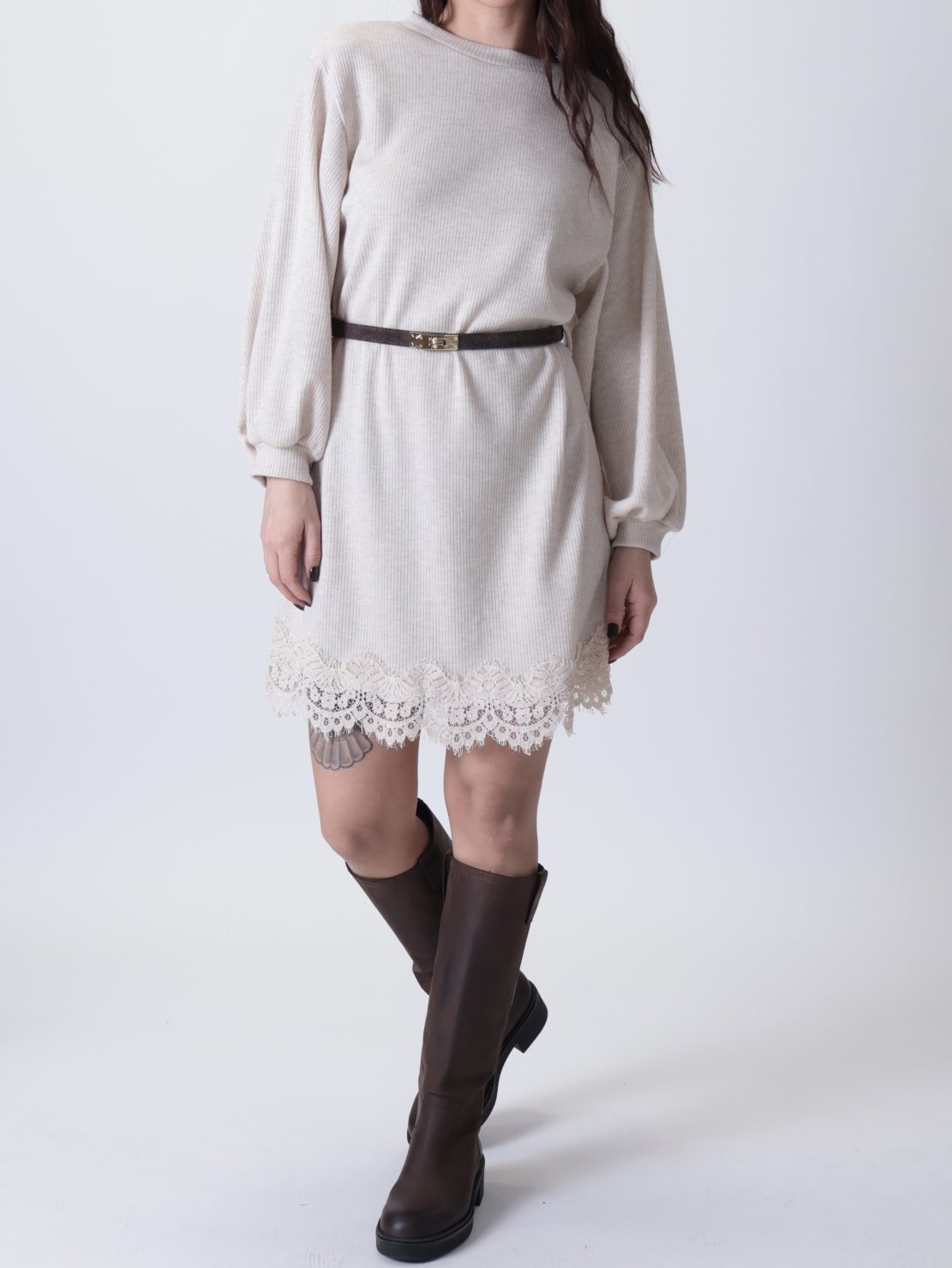 Abito costine pizzo con cintura casha