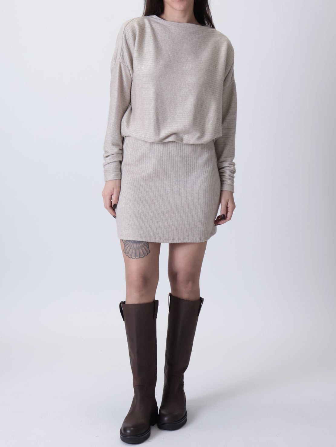 Abito pipistrello tortora