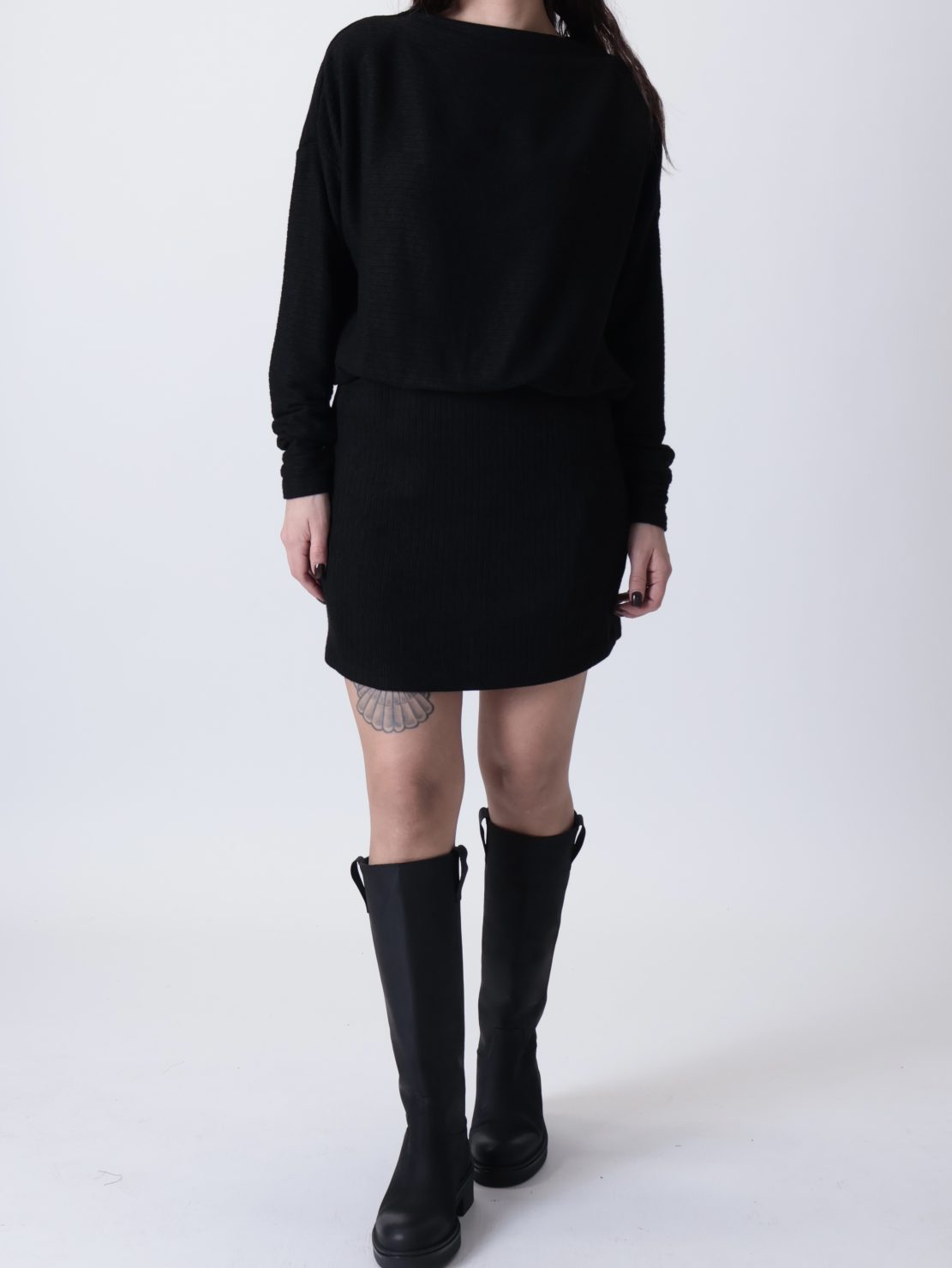 Abito pipistrello nero