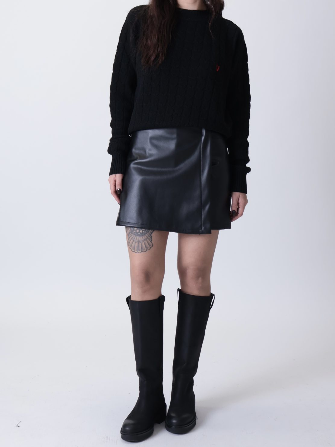 Gonna shorts ecopelle nero