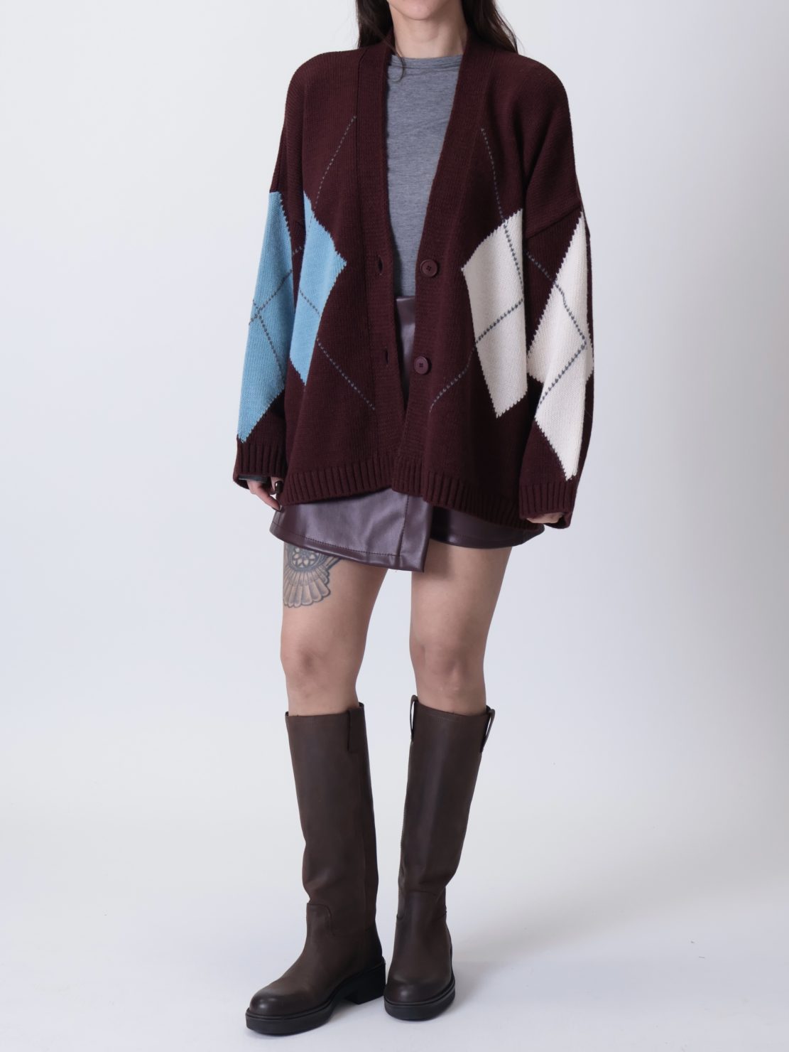 Cardigan bordeaux rombi azzurro e panna