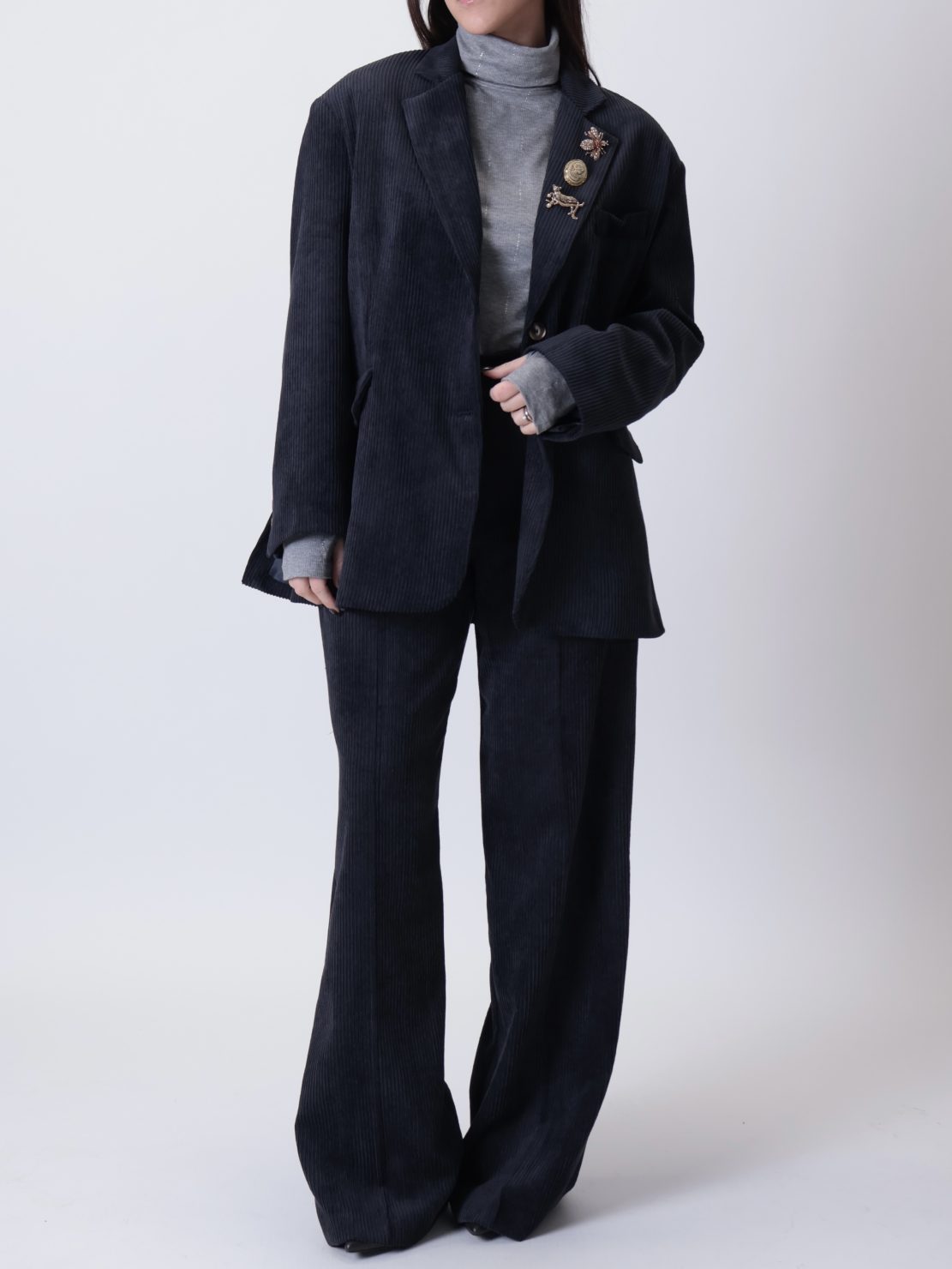 Giacca over velluto spille blu