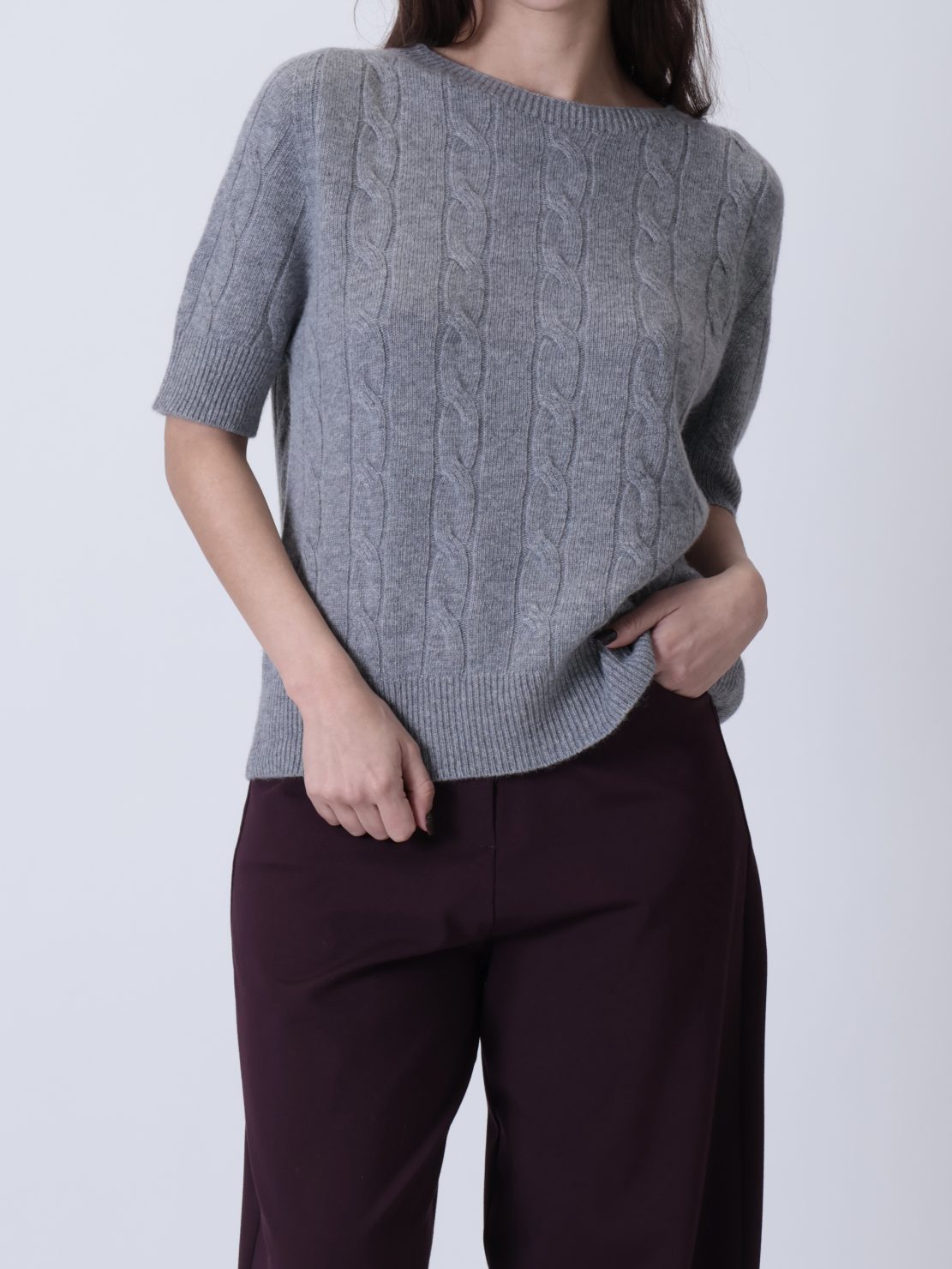 Pullover treccia manica corta grigia