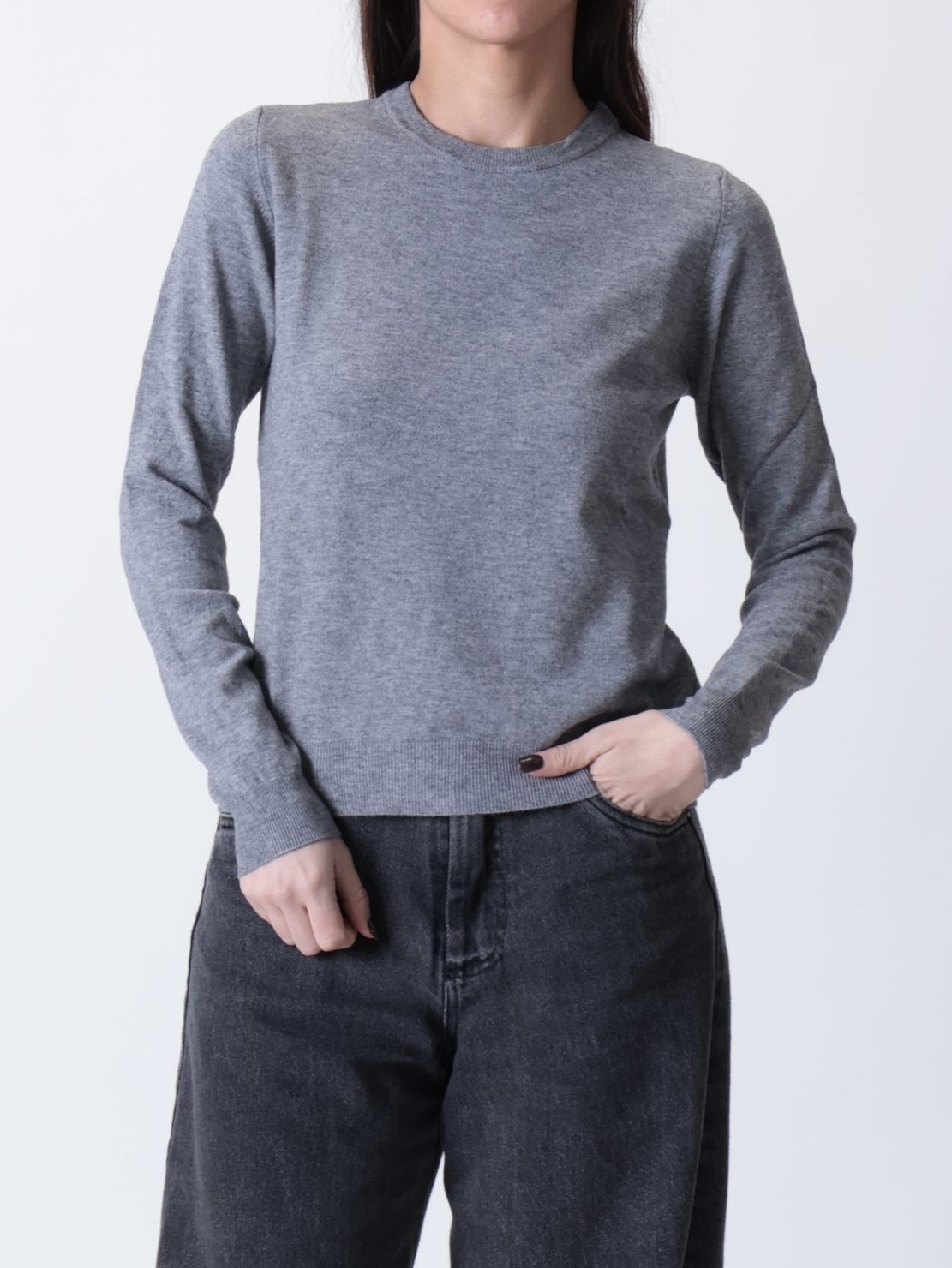 Pull giro slim grigio