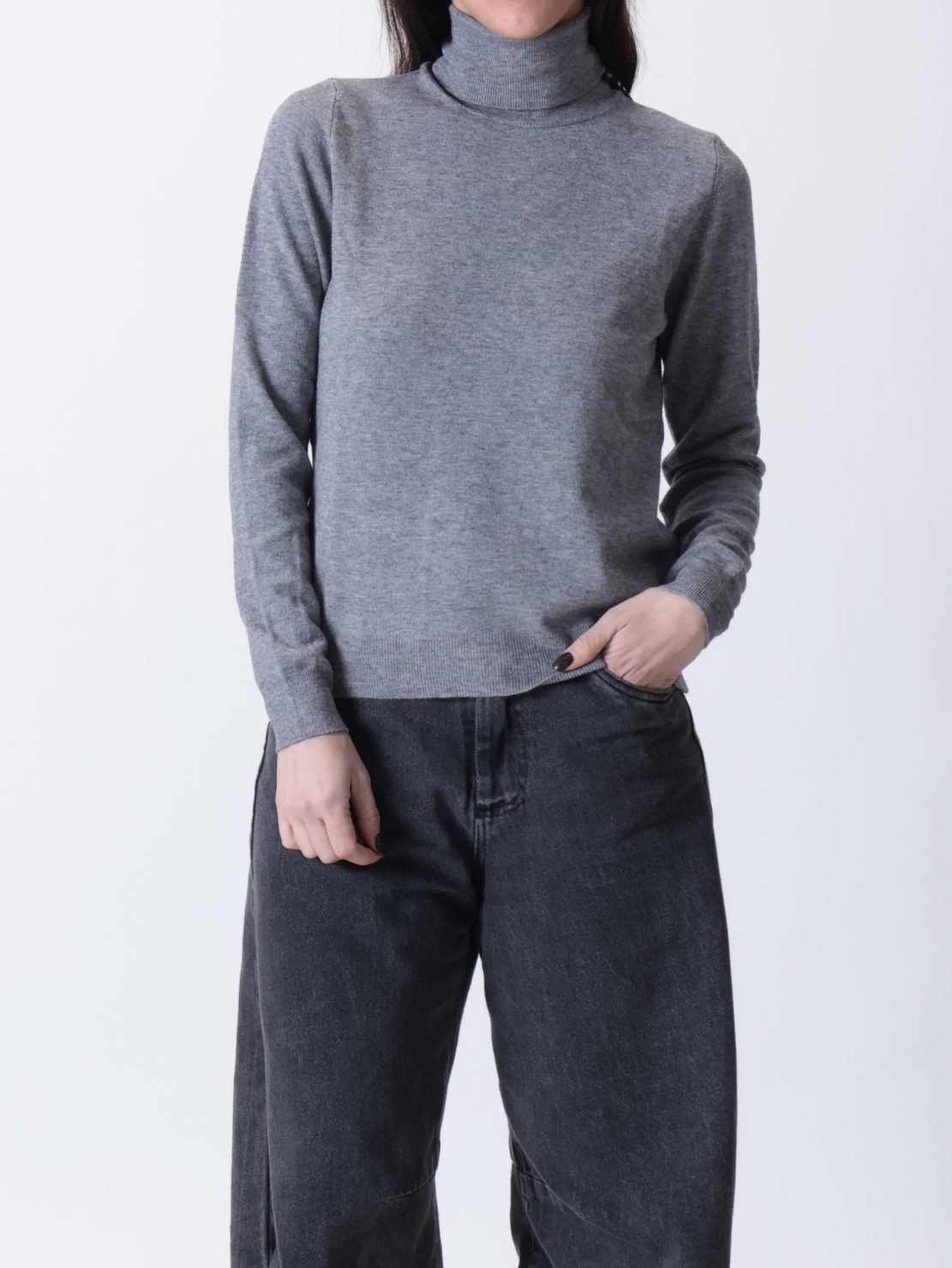 Maglioncino collo alto grigio