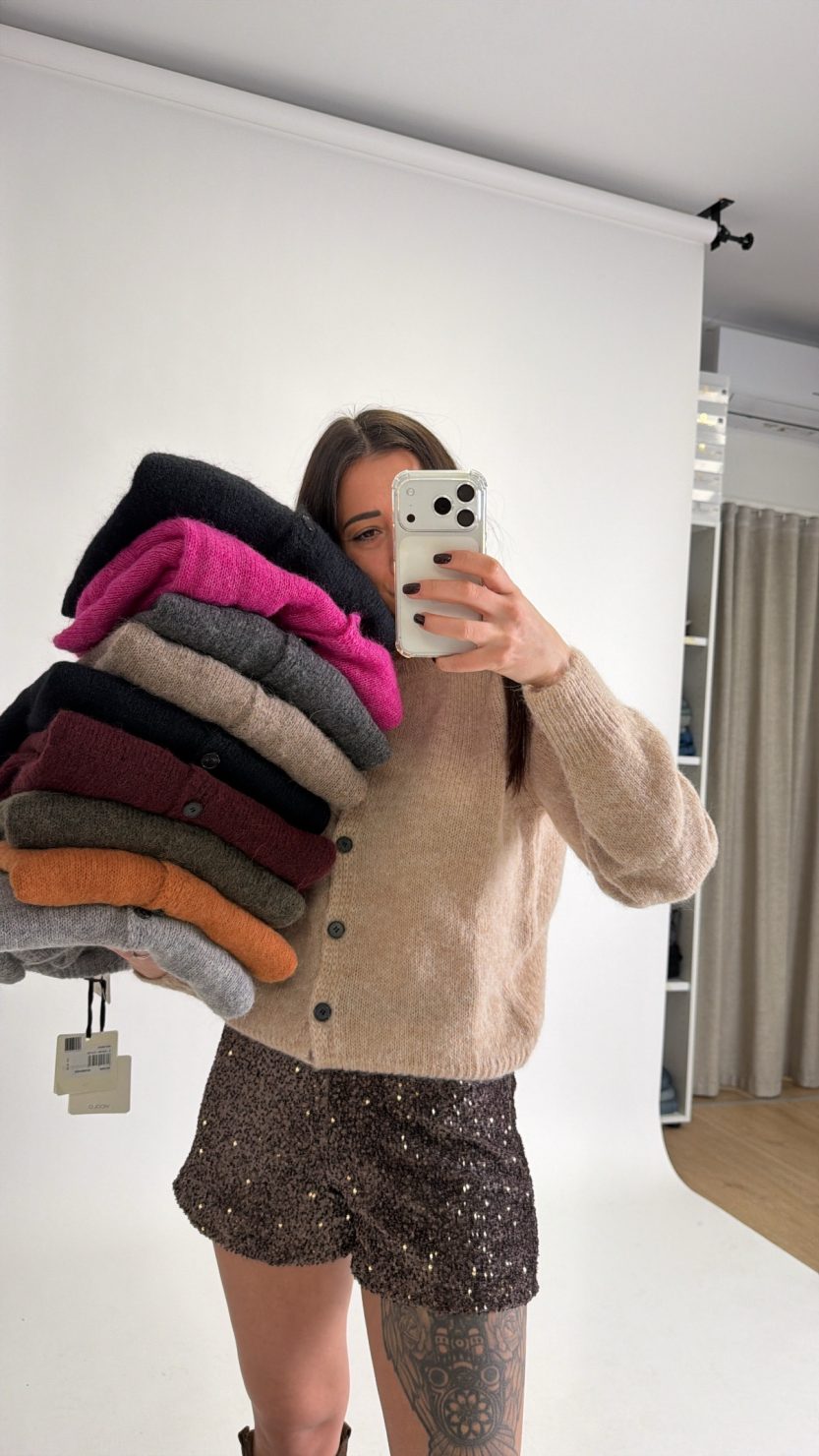 Cardigan bottoni cachi