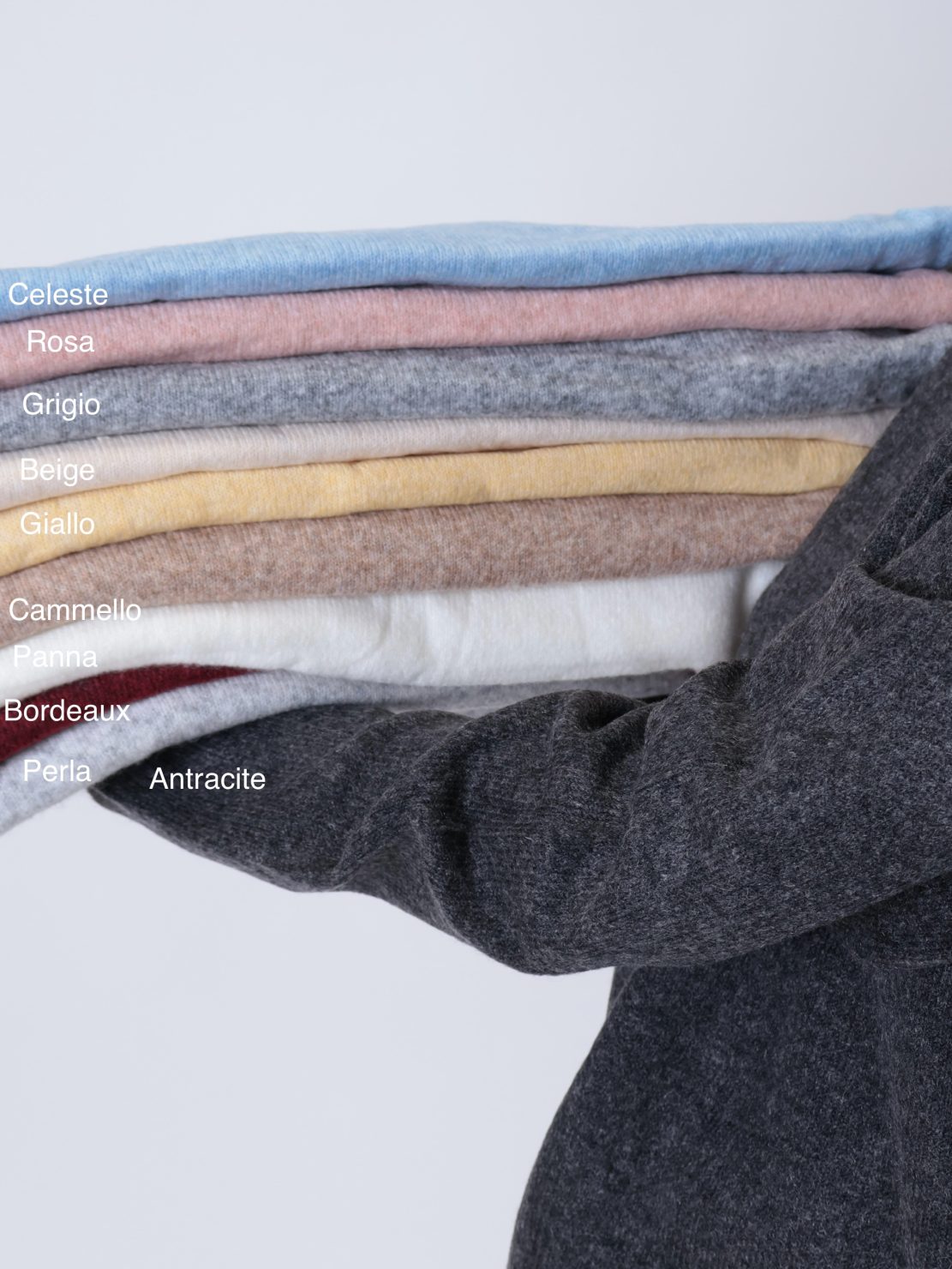 Pullover collo cratere lana