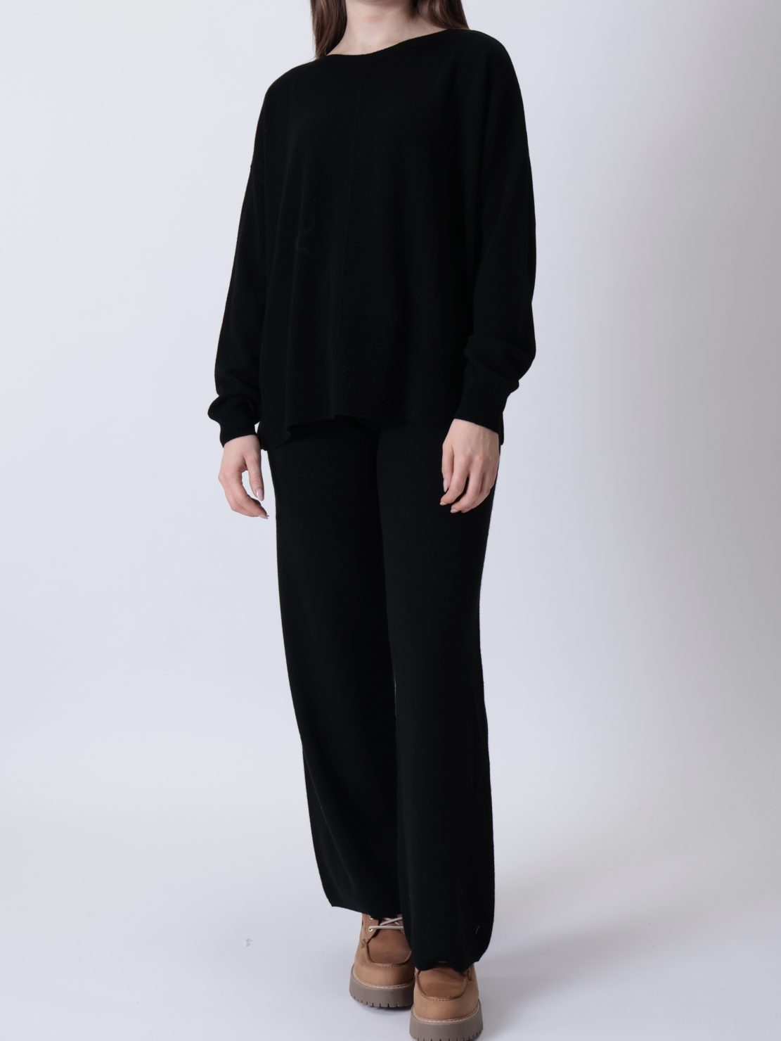 Maglione scollo barca cucitura 100% lana nero