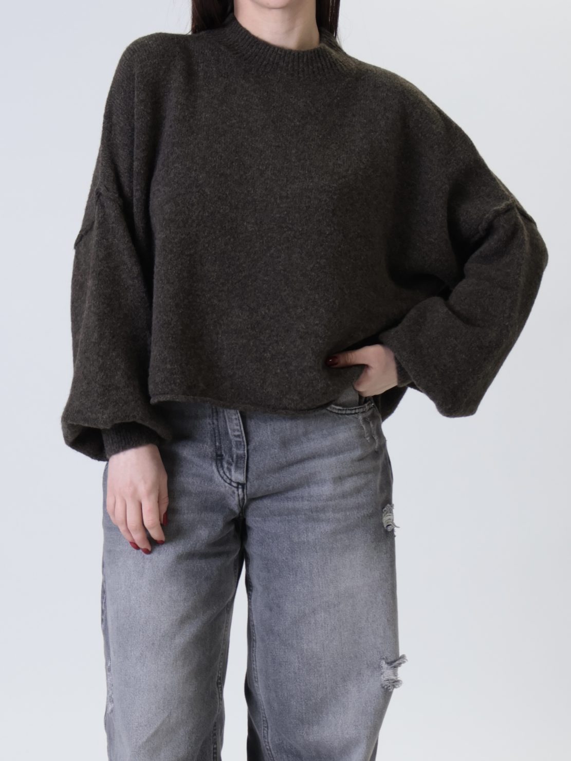 Maglione cuciture rilievo moro