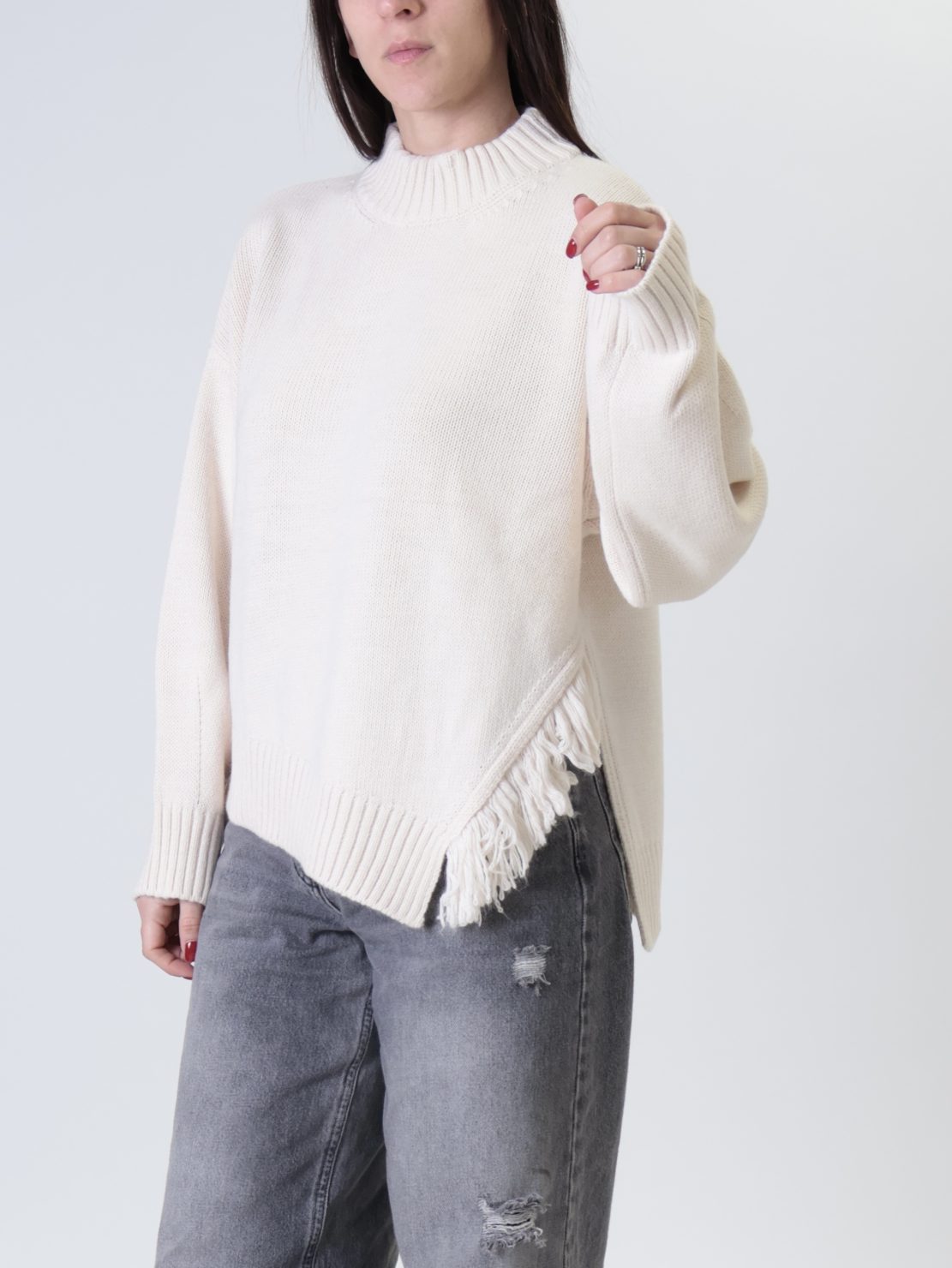 Maglione spacchetto frange panna