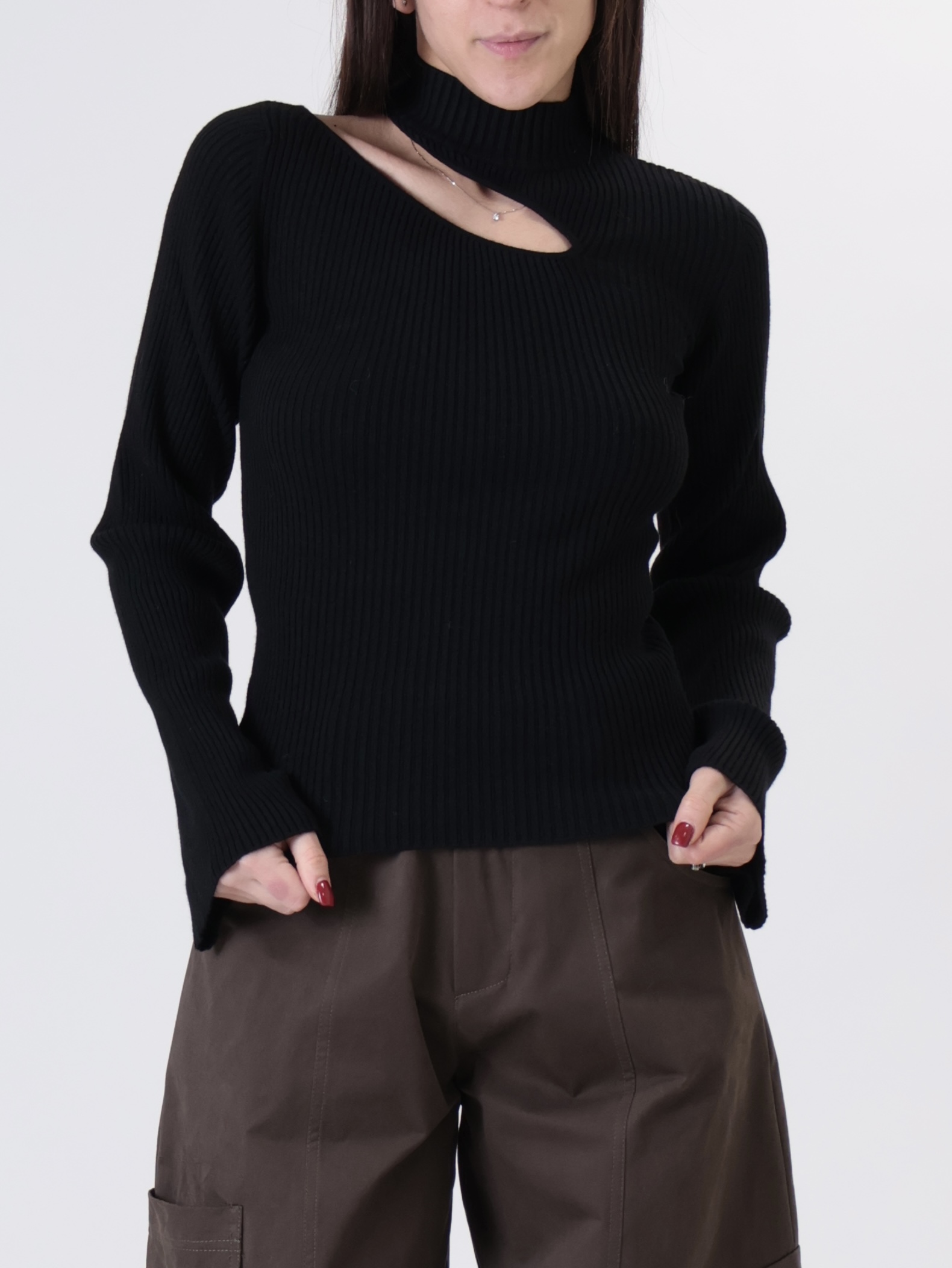 Maglia costine cut out nero