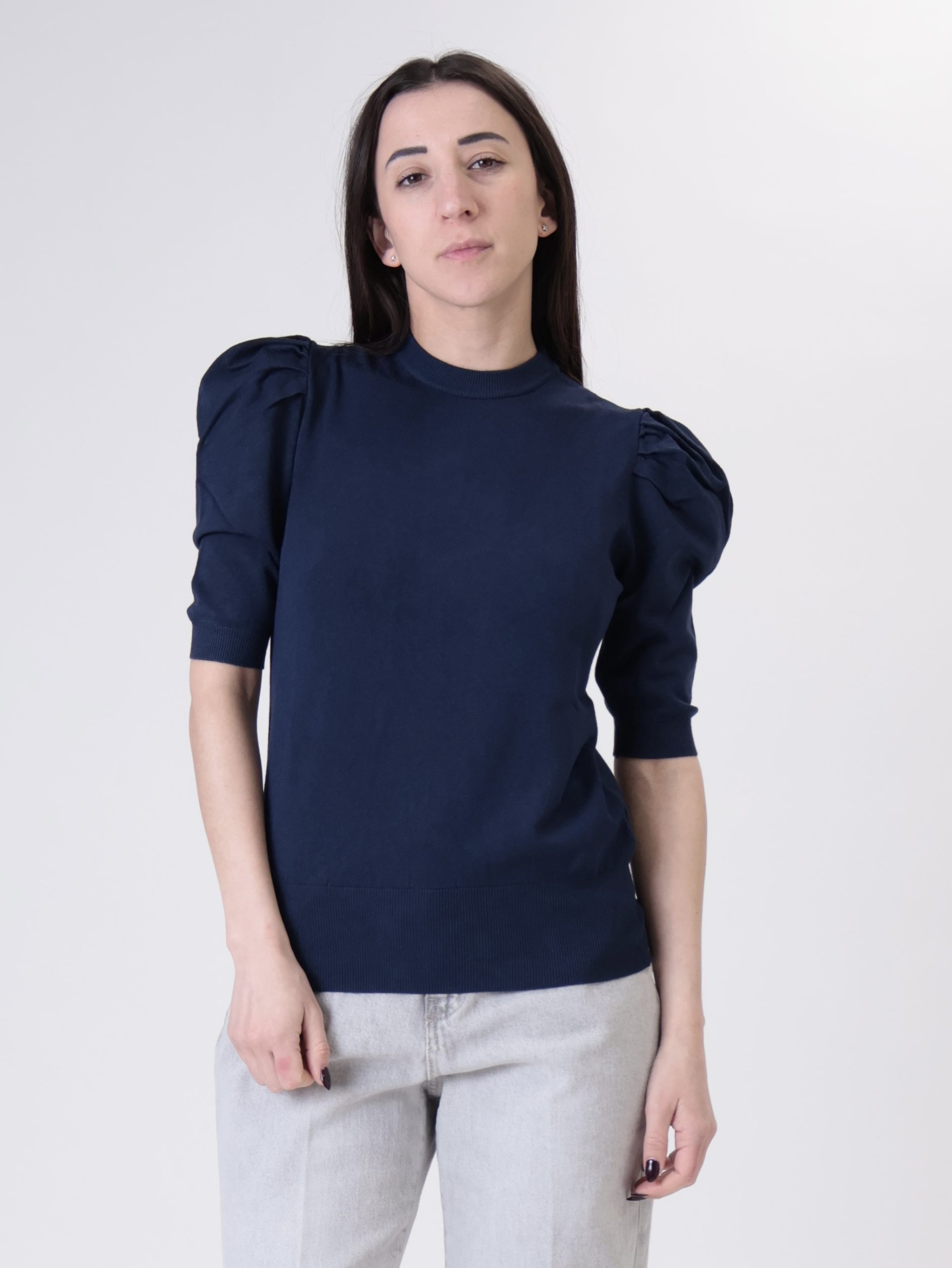 Pull sbuffo blu